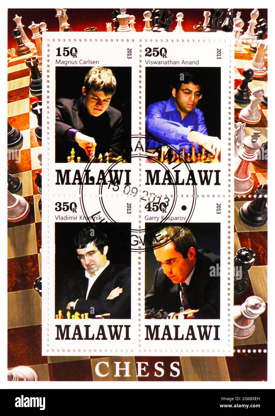 MOSCOU, RUSSIE - 28 MARS 2020 : quatre timbres-poste imprimés au Malawi montrent une série d'échecs, vers 2013 Banque D'Images