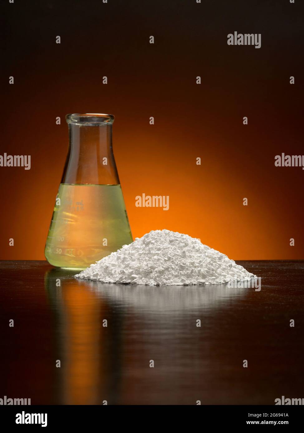 Lithium brute sous diverses formes Banque D'Images