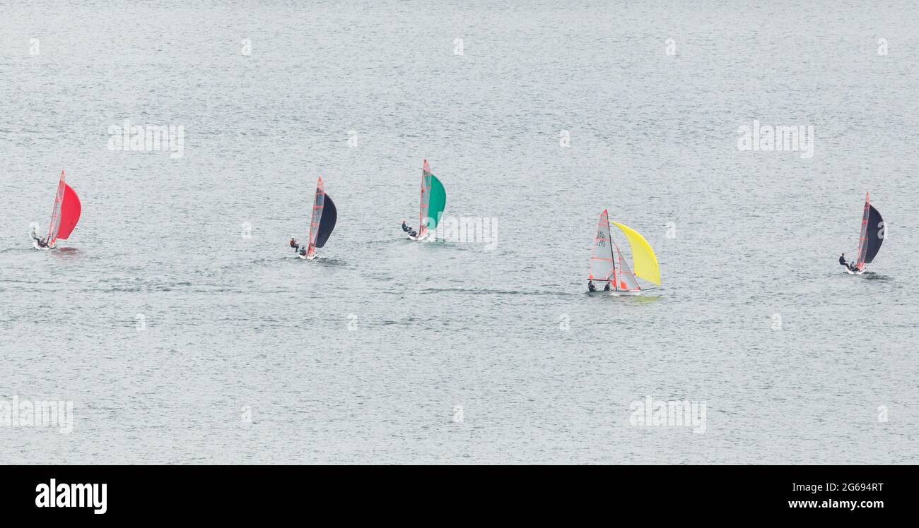 Crosshaven, Cork, Irlande. 04e juillet 2021. Classe de voiliers 29er participant au championnat national irlandais qui ont eu lieu par le Royal Cork Yacht Club à Crosshaven, Co. Cork, Irlande. - photo; David Creedon / Alamy Live News Banque D'Images