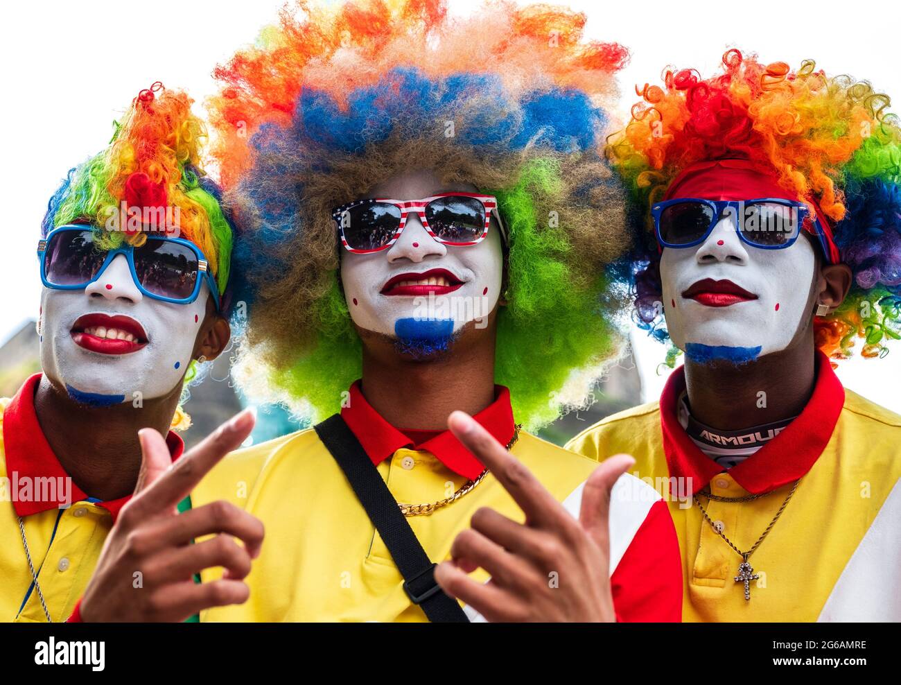 Fresh the Clownsss US Internet hip hop dance sensations à l'ouverture du Festival Fringe 2018 d'Édimbourg, Écosse, Royaume-Uni Banque D'Images