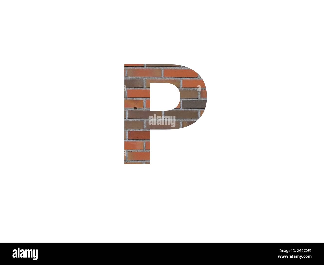 Lettre P de l'alphabet faite avec un mur de briques, en marron, orange, rouge gris et isolé sur un fond blanc Banque D'Images