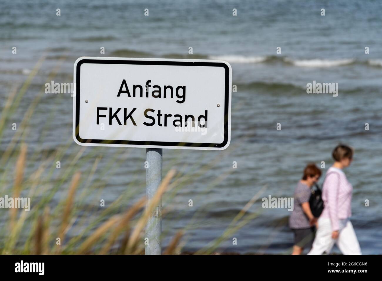 Voyeur Kamera am FKK Strand
