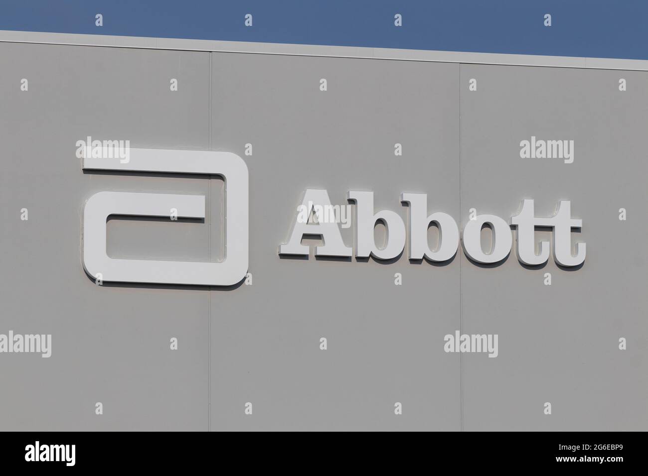 Westfield - Circa juillet 2021 : usine de fabrication d'Abbott Laboratories. Abbott Labs est une société de soins de santé qui fabrique des dispositifs médicaux et de la nutrition Banque D'Images