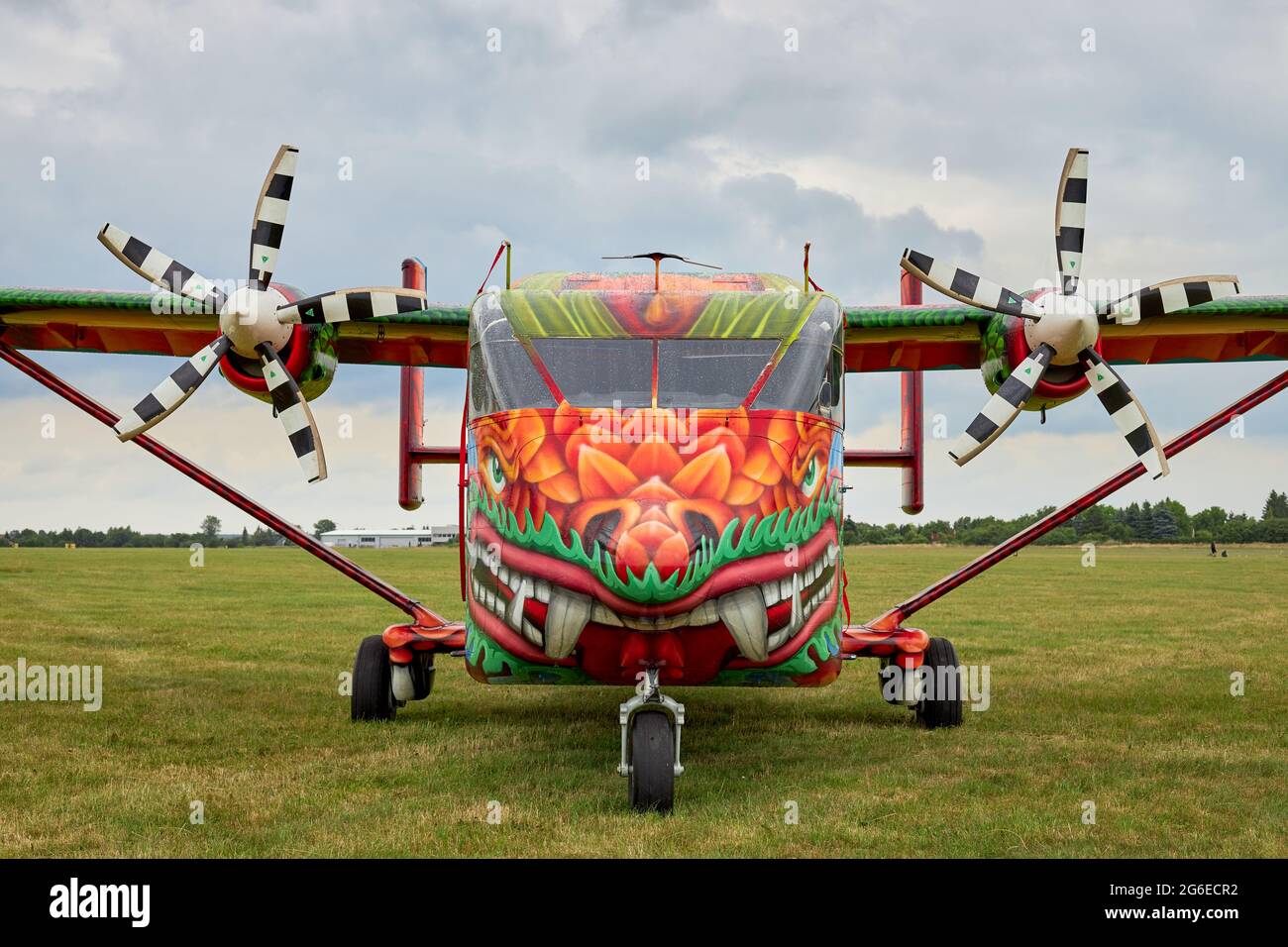 Avion Dragon Skyvan pendant le vol Fest 2021 Airshow à Piotrków Trybunalski Banque D'Images