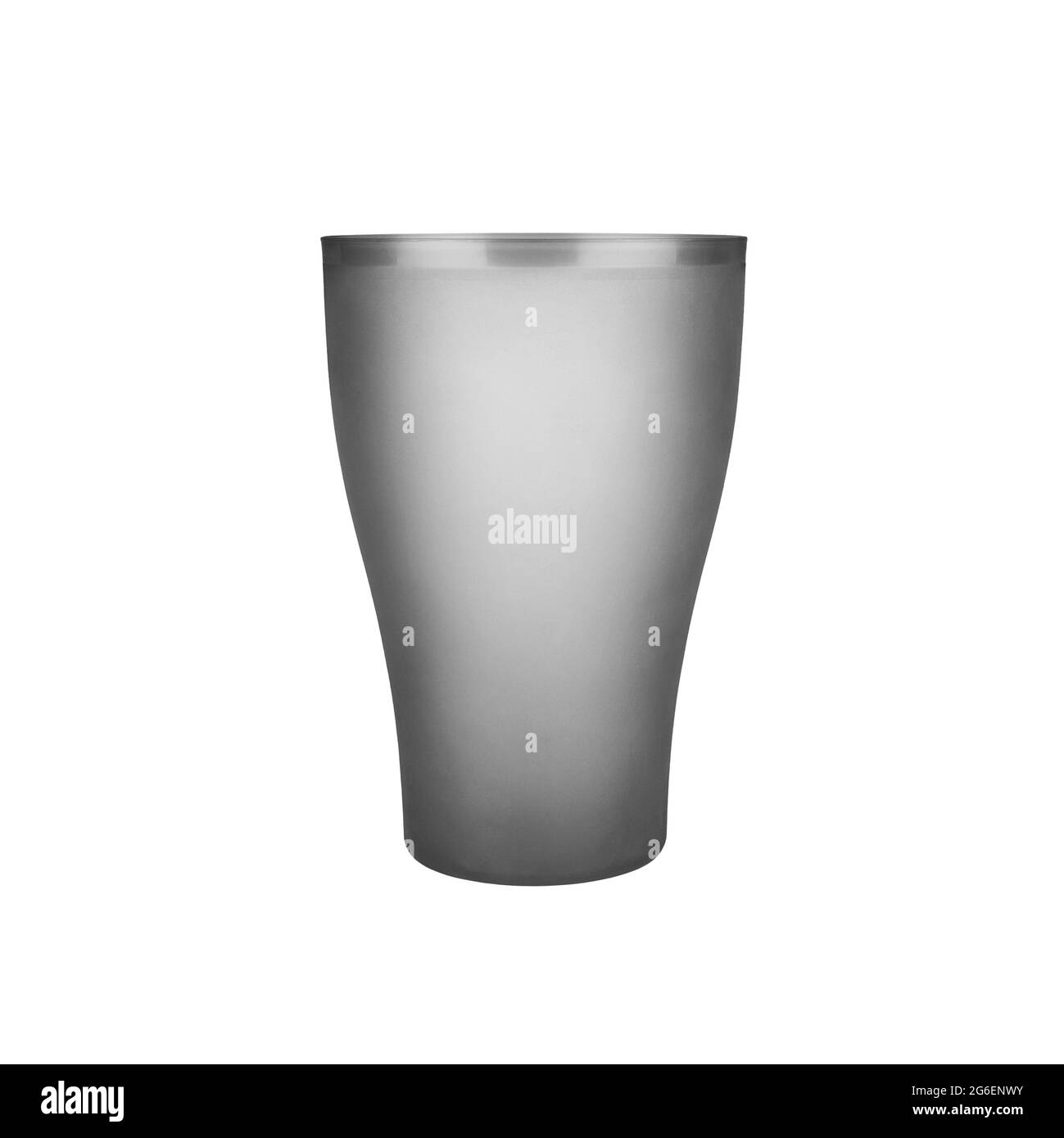 Gobelet en plastique vide noir fond blanc fermé isolé, verre à boire vierge jetable, boisson, cocktail, eau froide, tasse à café chaud, thé, jus Banque D'Images