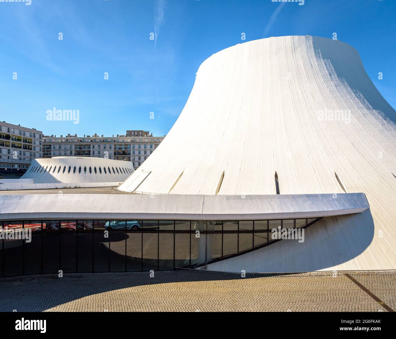 le-centre-culturel-volcan-et-la-biblioth-que-publique-oscar-niemeyer