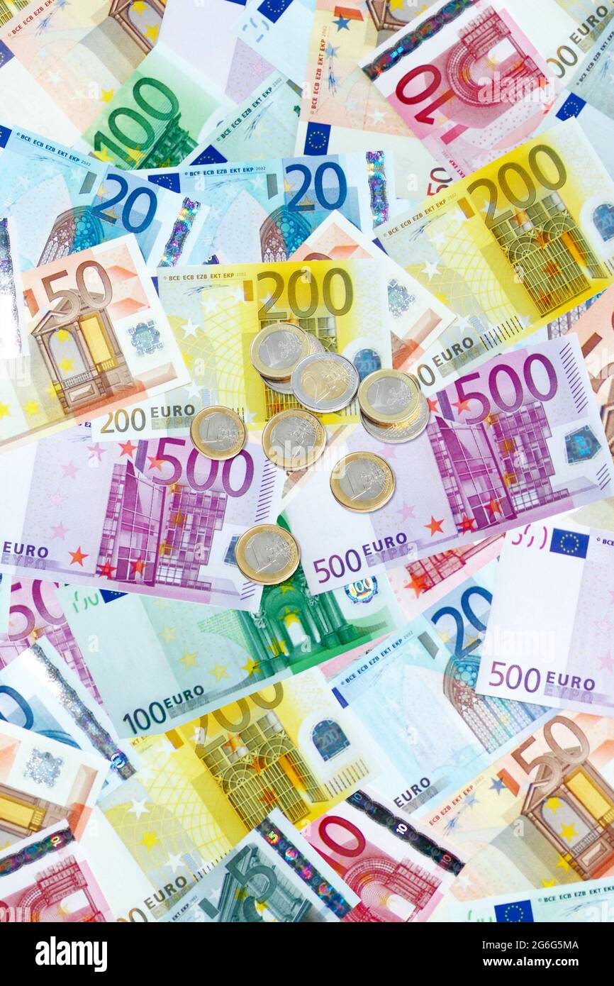 Billets et pièces en euros Banque D'Images