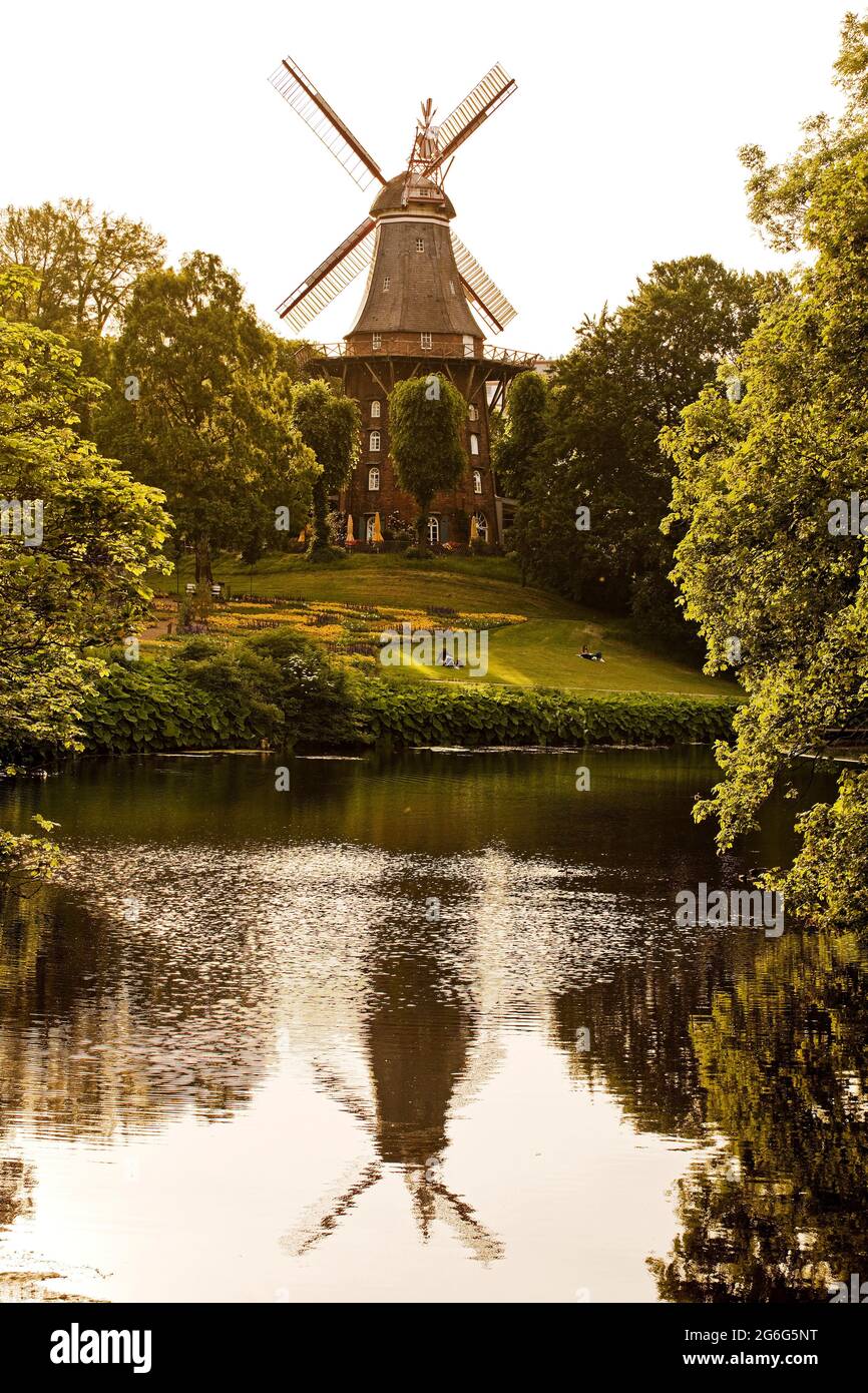 moulin Herdentorswallmuehle au Herdentorswallmuehle, premier parc public en Allemagne, Allemagne, Brême Banque D'Images