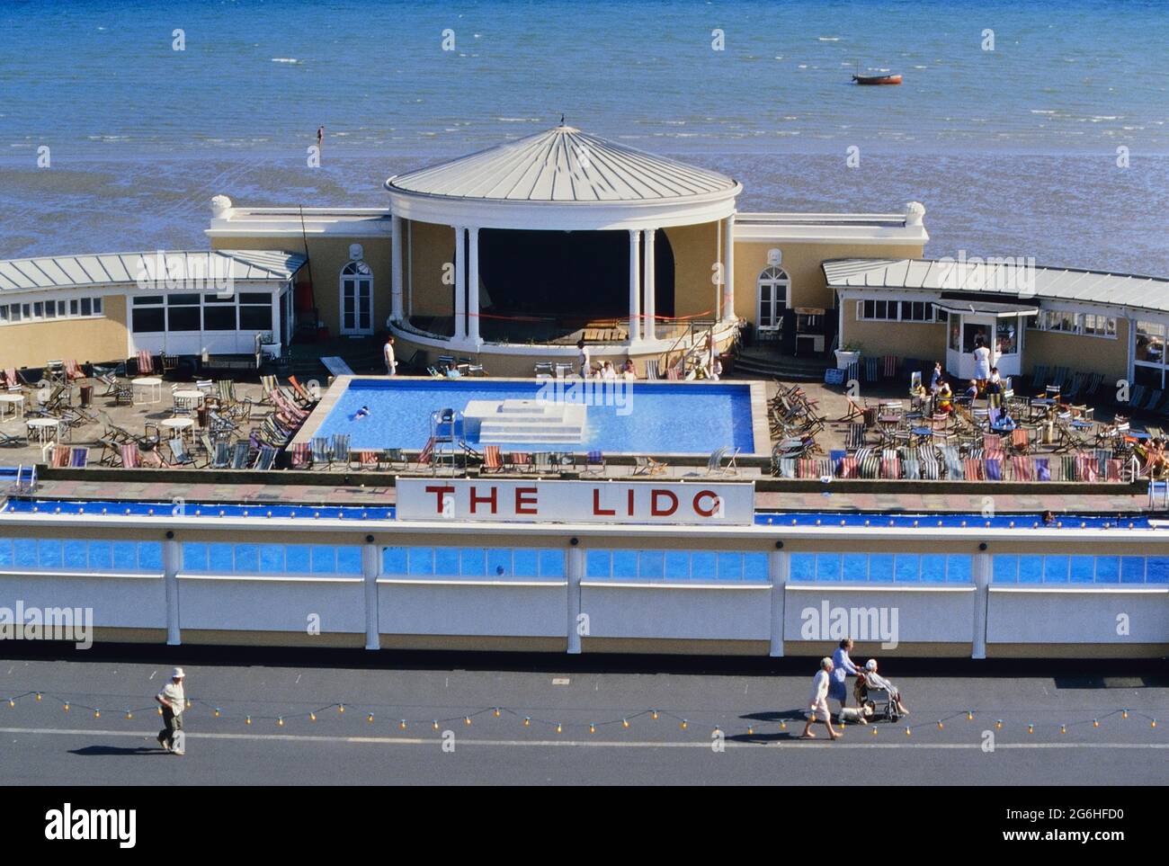 Le vieux Lido de Worthing. West Sussex. ROYAUME-UNI. Vers les années 1980 Banque D'Images