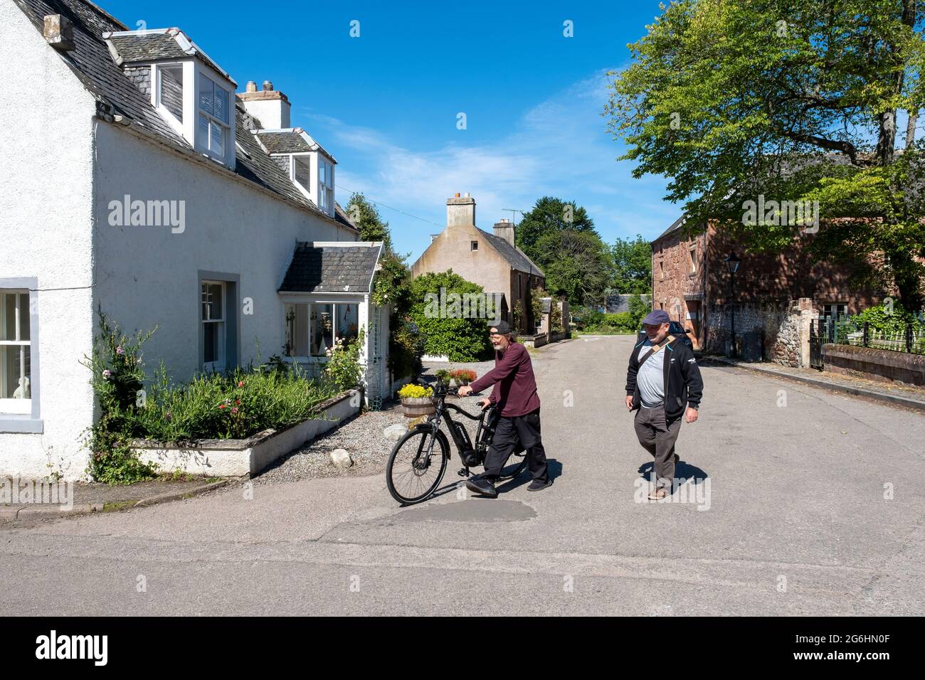 Scène de rue, village de Cromarty sur l'île Noire, Écosse, Royaume-Uni. Banque D'Images Scène de rue, village de Cromarty sur l'île Noire, Écosse, Royaume-Uni. Banque D'Images