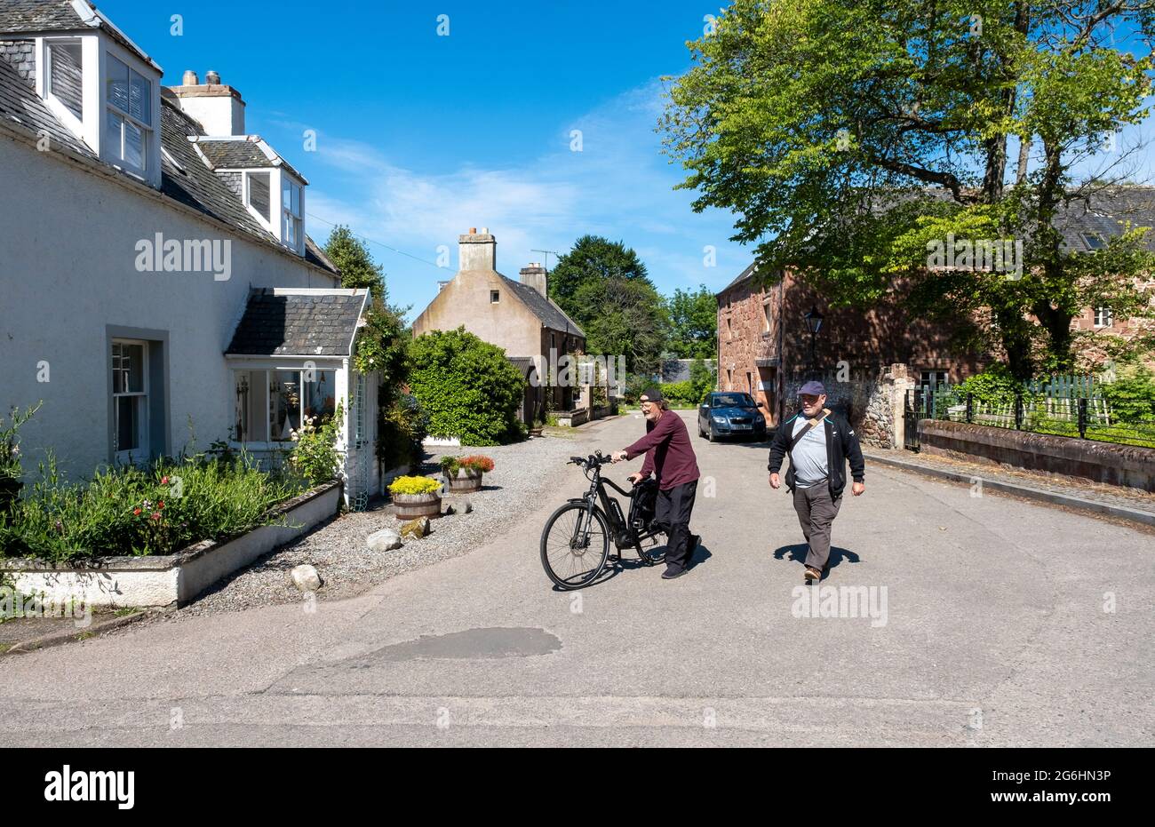 Scène de rue, village de Cromarty sur l'île Noire, Écosse, Royaume-Uni. Banque D'Images Scène de rue, village de Cromarty sur l'île Noire, Écosse, Royaume-Uni. Banque D'Images