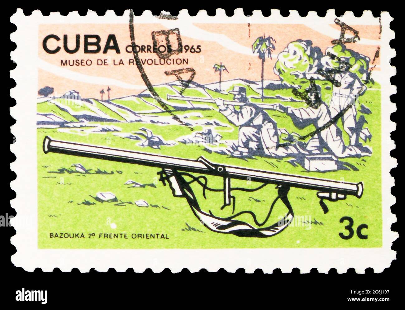 MOSCOU, RUSSIE - 21 MARS 2020 : timbre-poste imprimé à Cuba montre des soldats, Bazooka, ouverture de la série du Musée de la Révolution, vers 1965 Banque D'Images