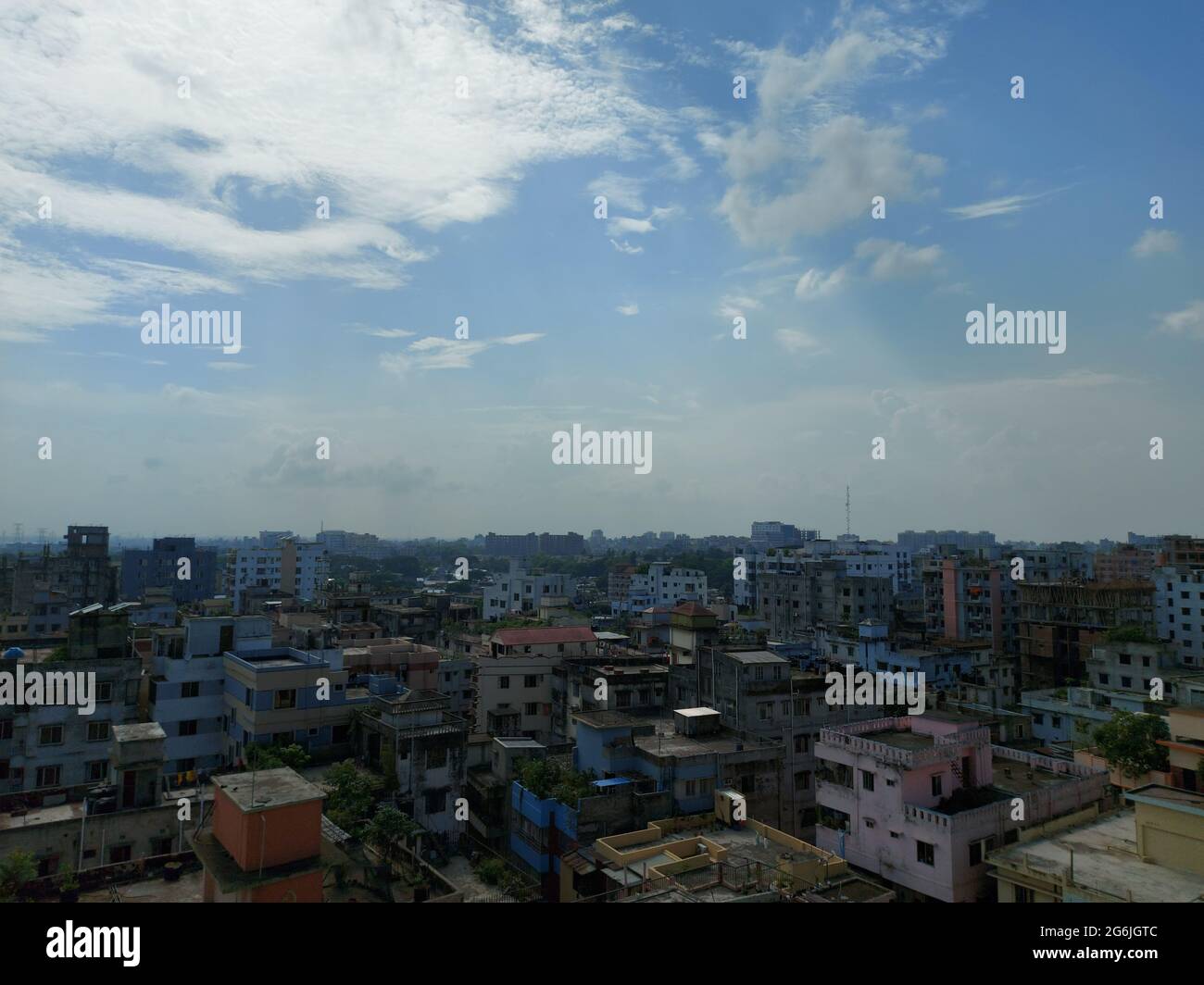 Capitale du Bangladesh Dhaka paysage de la ville sur une matinée ensoleillée. Ciel bleu Dhaka vue sur la ville. Magnifique ville du Bangladesh. Banque D'Images