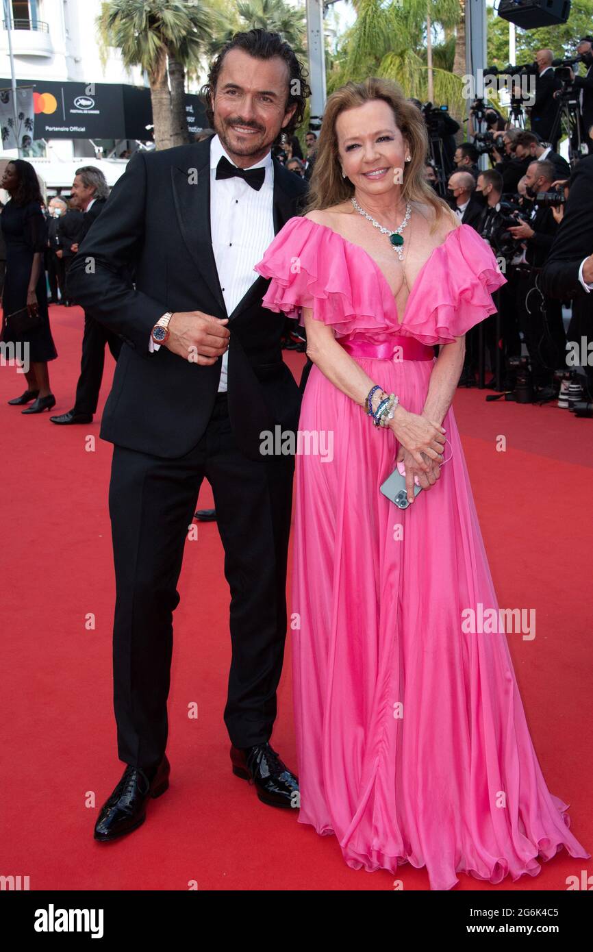 Cannes, France. 06 juillet 2021, William Abadie et Caroline Scheufele assistent à l'inauguration du tapis rouge et de la première Annette dans le cadre du 74e Festival international du film de Cannes, le 06 juillet 2021. Photo d'Aurore Marechal/ABACAPRESS.COM Banque D'Images