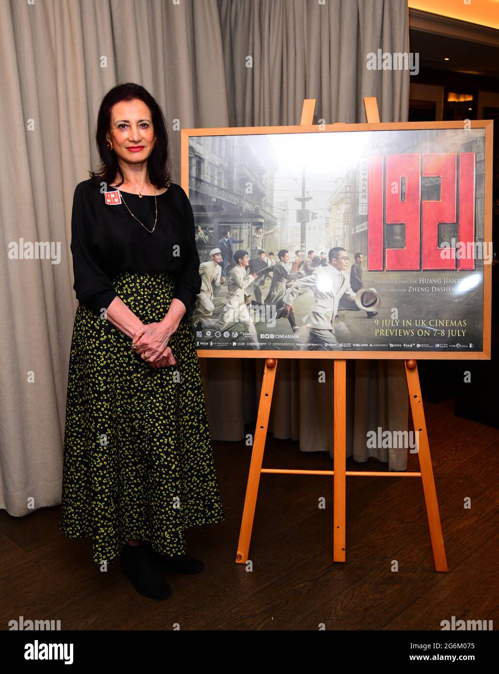 Mayfair Hotel, Londres, Royaume-Uni. Le 6 juillet 2021, Lady Ghazala Hameed participe à la première du film britannique : la célébration patriotique chinoise de 1921 le Parti communiste chinois, le film chinois d'anniversaire de 1921 revisite l'histoire de la fondation du PCC, a 13 millions de dollars de plus que les films hollywoodiens "Cruella", "A Quiet place part II" et "Peter Rabbit 2". De Trinity film au Mayfair Hotel, le 6 juillet 2021, Londres, Royaume-Uni. Lors de la première édition de 1921st, Trinity Cine Asia a signé avec la Bourse mondiale de blockchain pour sauvegarder l'avenir numérique du cinéma. Banque D'Images