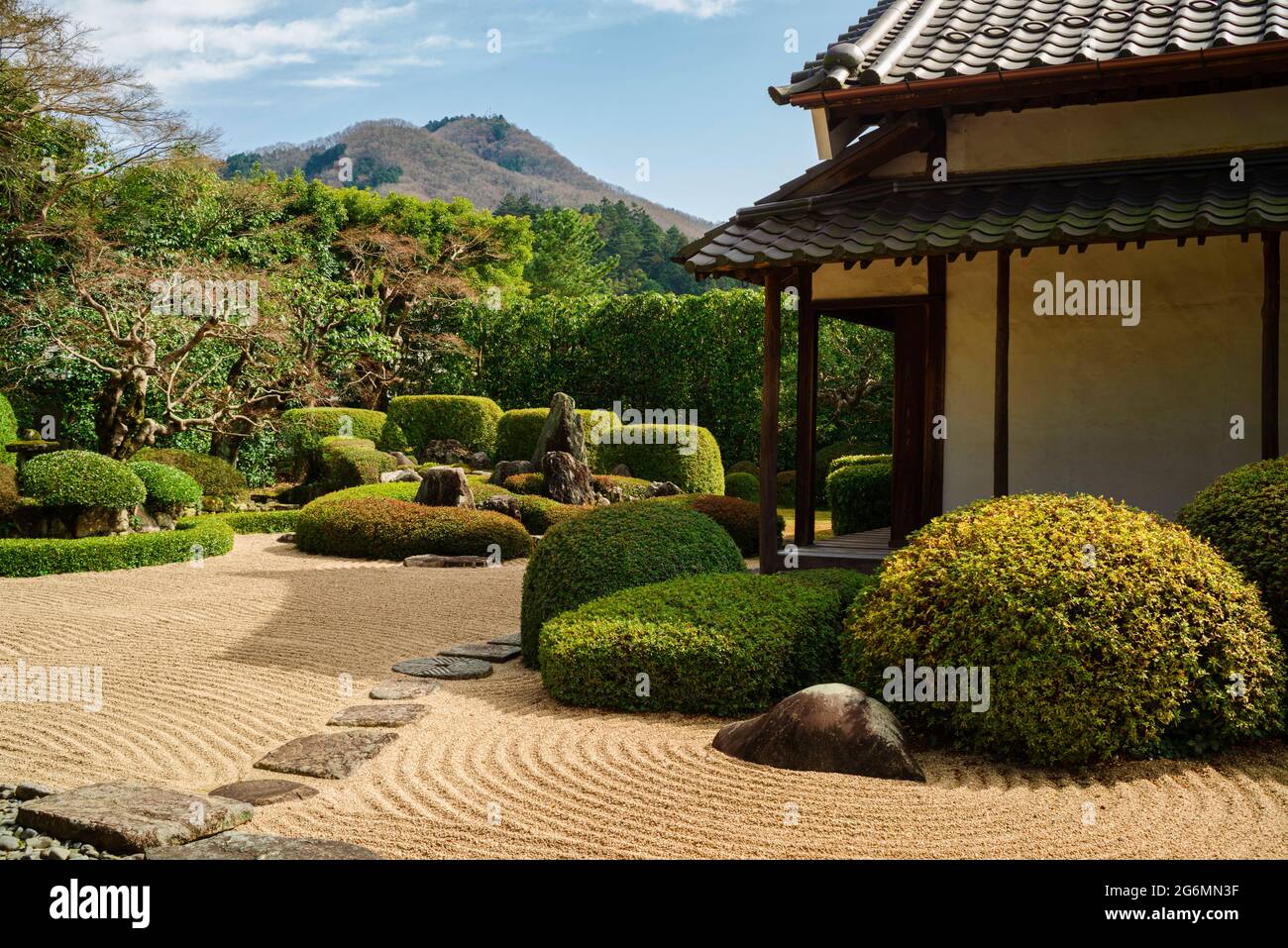 Zen japonais et jardin de pierre. Takahashi, Temple Raikyuji, jardin, Préfecture d'Okayama . Banque D'Images