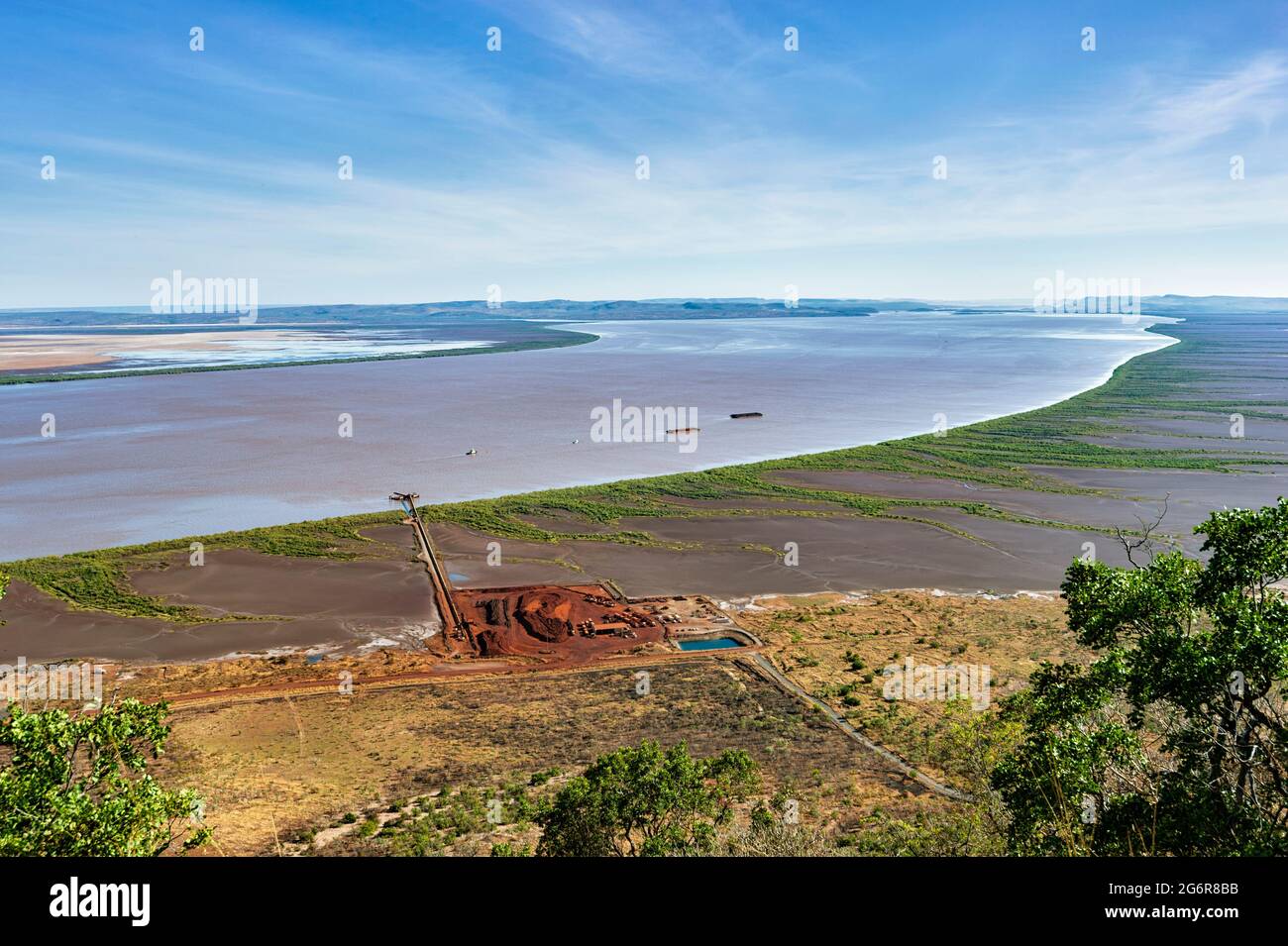 Vue panoramique sur le golfe de Cambridge depuis le point de vue de Five Rivers Lookout, Peak Bastion Range, Wyndham, Australie occidentale, WA, Australie Banque D'Images