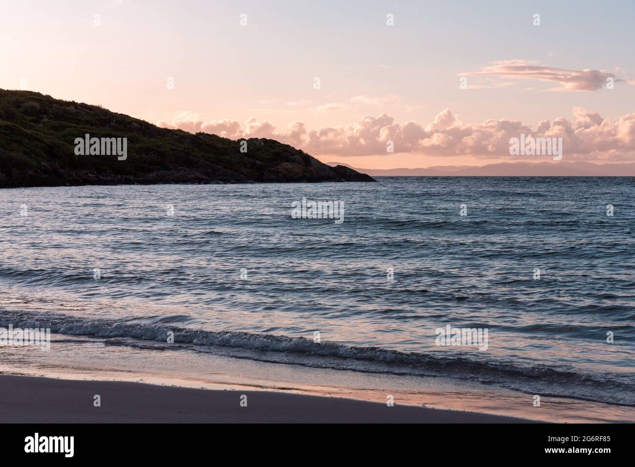 Vue sur les plages de Thetwin sur l'île de Gigha Banque D'Images