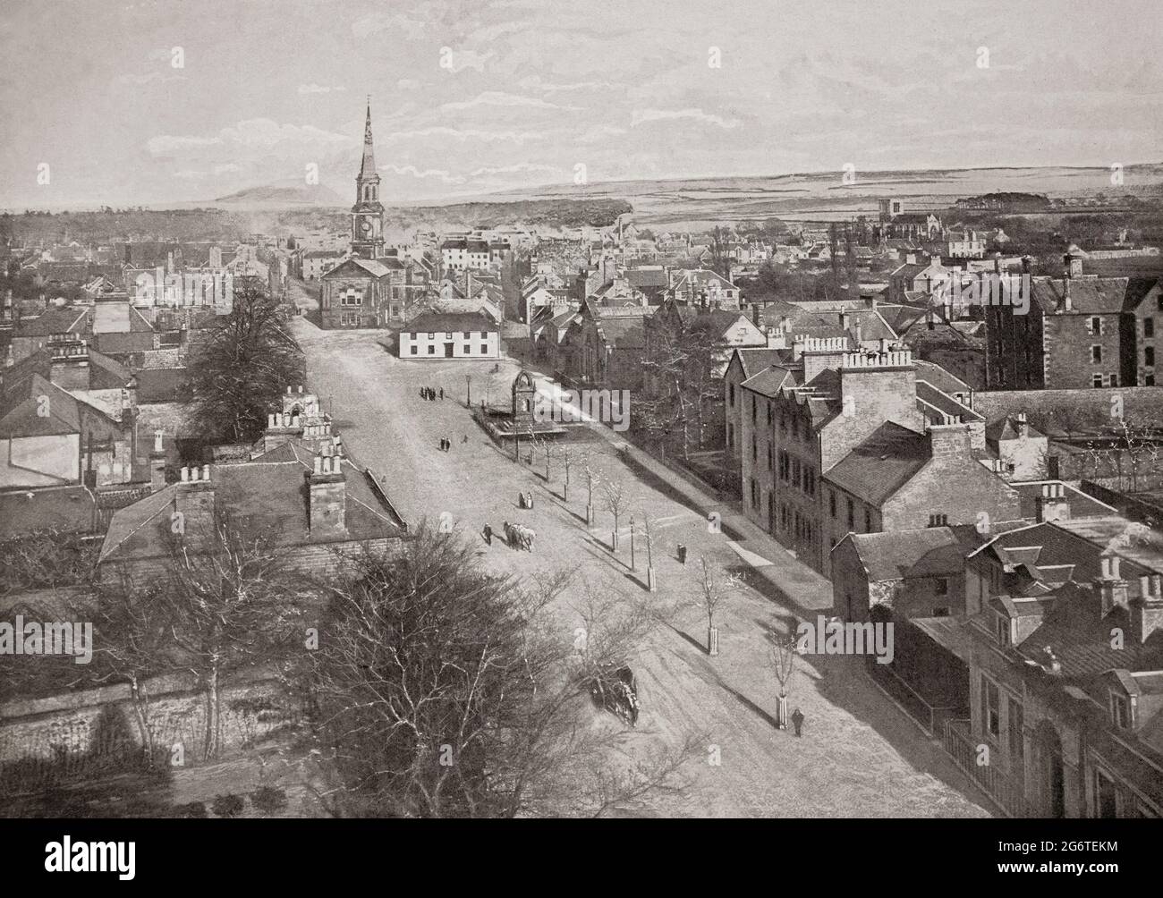 Vue aérienne de la fin du XIXe siècle sur Haddington, une ville de Lothian est, en Écosse. Elle est devenue le principal centre administratif, culturel et géographique du Lothian oriental, lorsque les réformes des gouvernements locaux écossais ont pris la forme du comté de Haddingtonshire pour la période de 1889 à 1921. Au XVIe siècle, John KNOX, le grand réformateur protestant est né et éduqué dans la ville. Banque D'Images