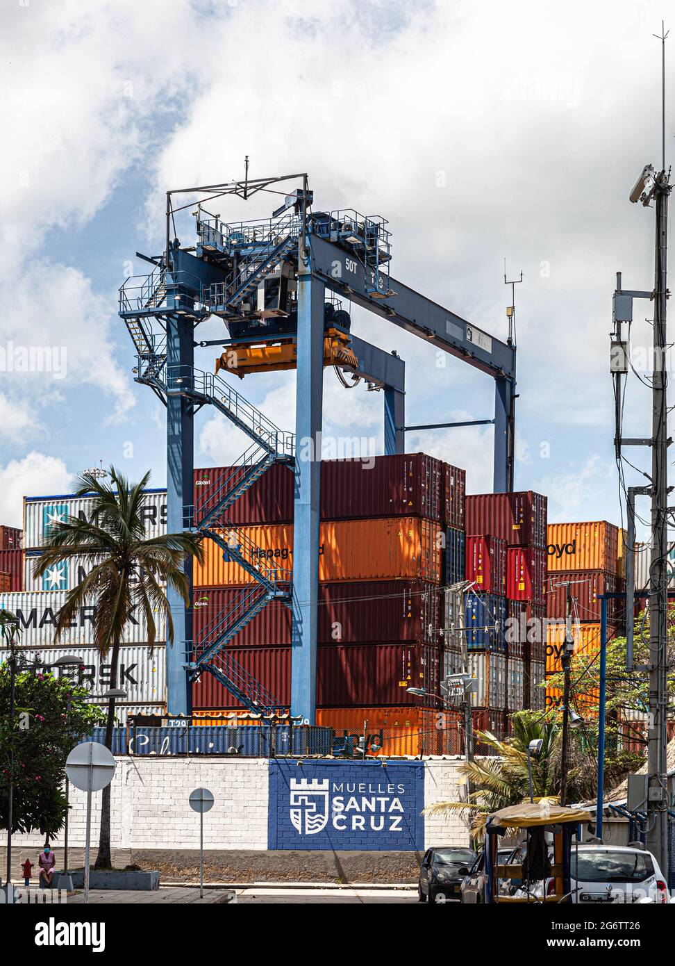Commerce maritime, Muelles Santa Cruz, Cartagena de Indias, Colombie. Banque D'Images