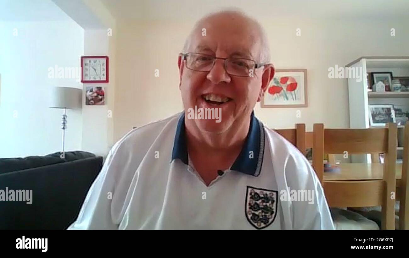 Screengrab tiré de PA Video de Tony Stopford, un fan de football de longue date qui a vu l'Angleterre lever la coupe du monde à Wembley en 1966, a déclaré qu'il se sent ÒprivilegedÓ travailler au stade dimanche. Date de la photo : vendredi 9 juillet 2021. Banque D'Images