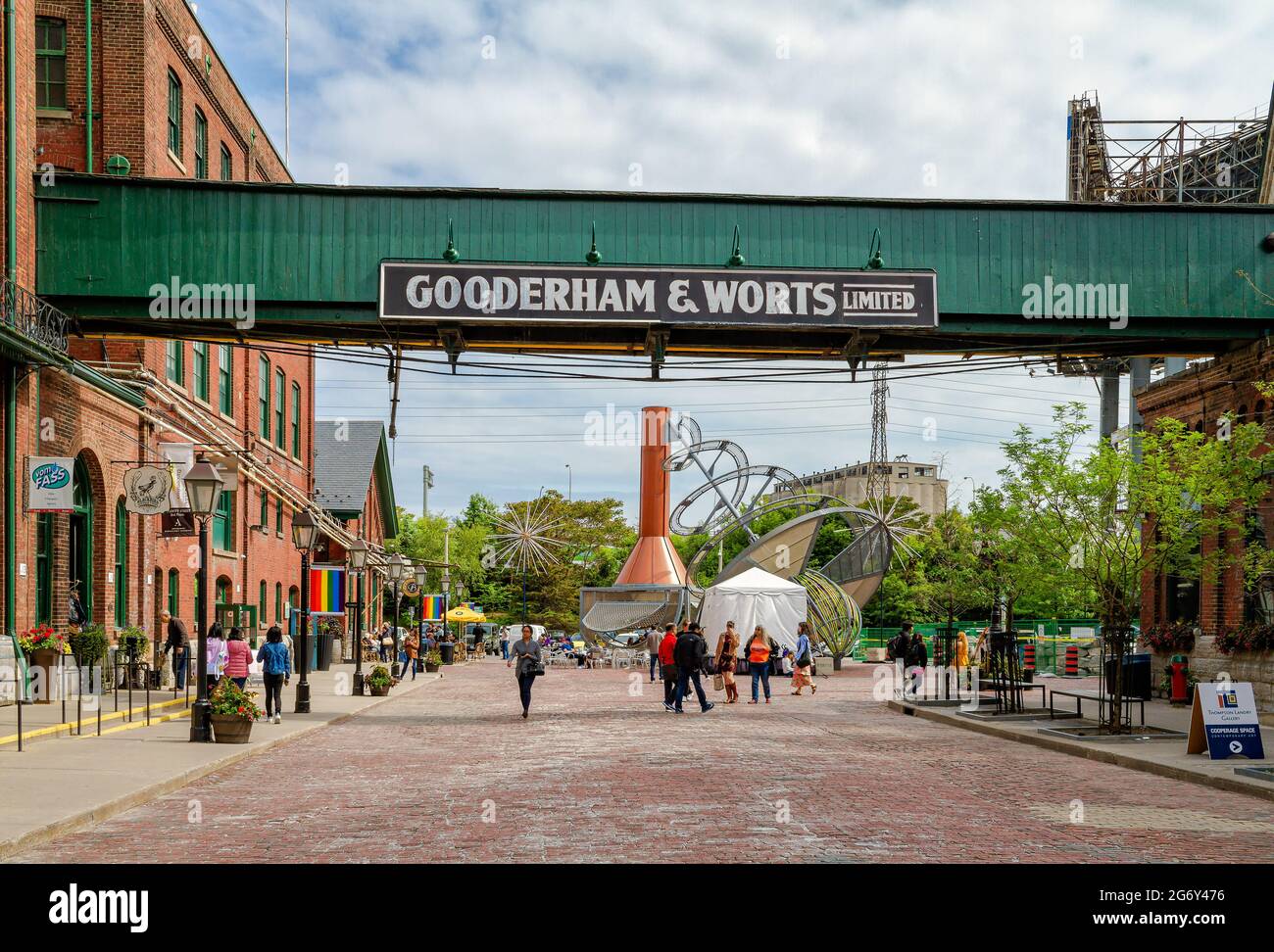 Toronto, Ontario, Canada - le 6 juin 2018 : TToronto, Ontario, Canada - le 6 juin 2018 : le Distillery District, l'ancien Gooderham and Worts, est un territoire national Banque D'Images