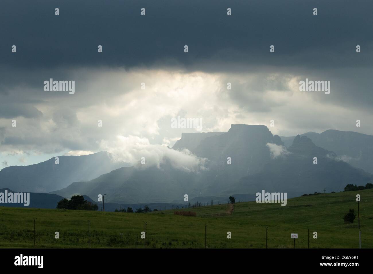 Les collines et les montagnes de Drakensberg, Afrique du Sud Banque D'Images