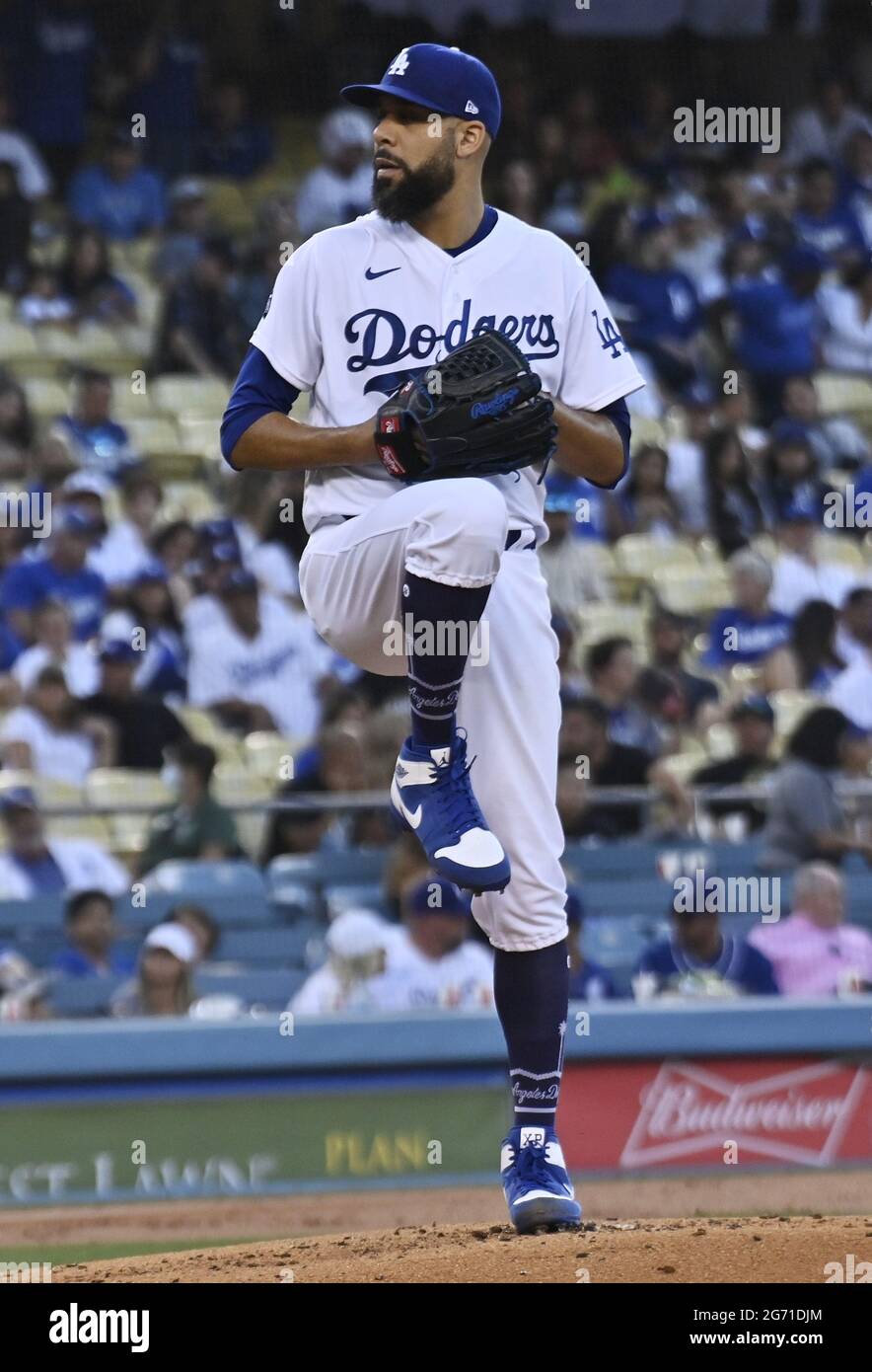 Los Angeles, États-Unis. 10 juillet 2021. Los Angeles Dodgers départ le lanceur David Price se termine pour livrer contre les Arizona Diamondbacks pendant le deuxième repas au Dodger Stadium à Los Angeles le vendredi 9 juillet 2021. Price, qui a commencé son neuvième jeu de taureaux prévu de la saison, a lancé un haut de saison trois gains et 51 emplacements, obturant l'Arizona sur quatre coups, en frappant trois et en marchant un, avant de céder à la gauche-hander Darien Nunez pour commencer le quatrième. Photo de Jim Ruymen/UPI crédit: UPI/Alay Live News Banque D'Images