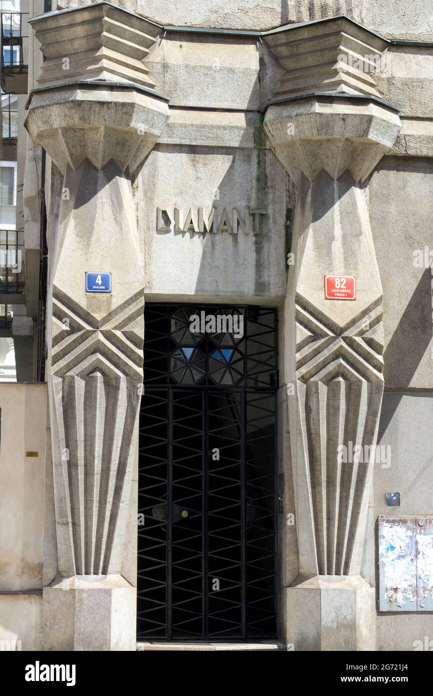 Diamant House Prague cubist bâtiment 1913, architecture cubiste Banque D'Images