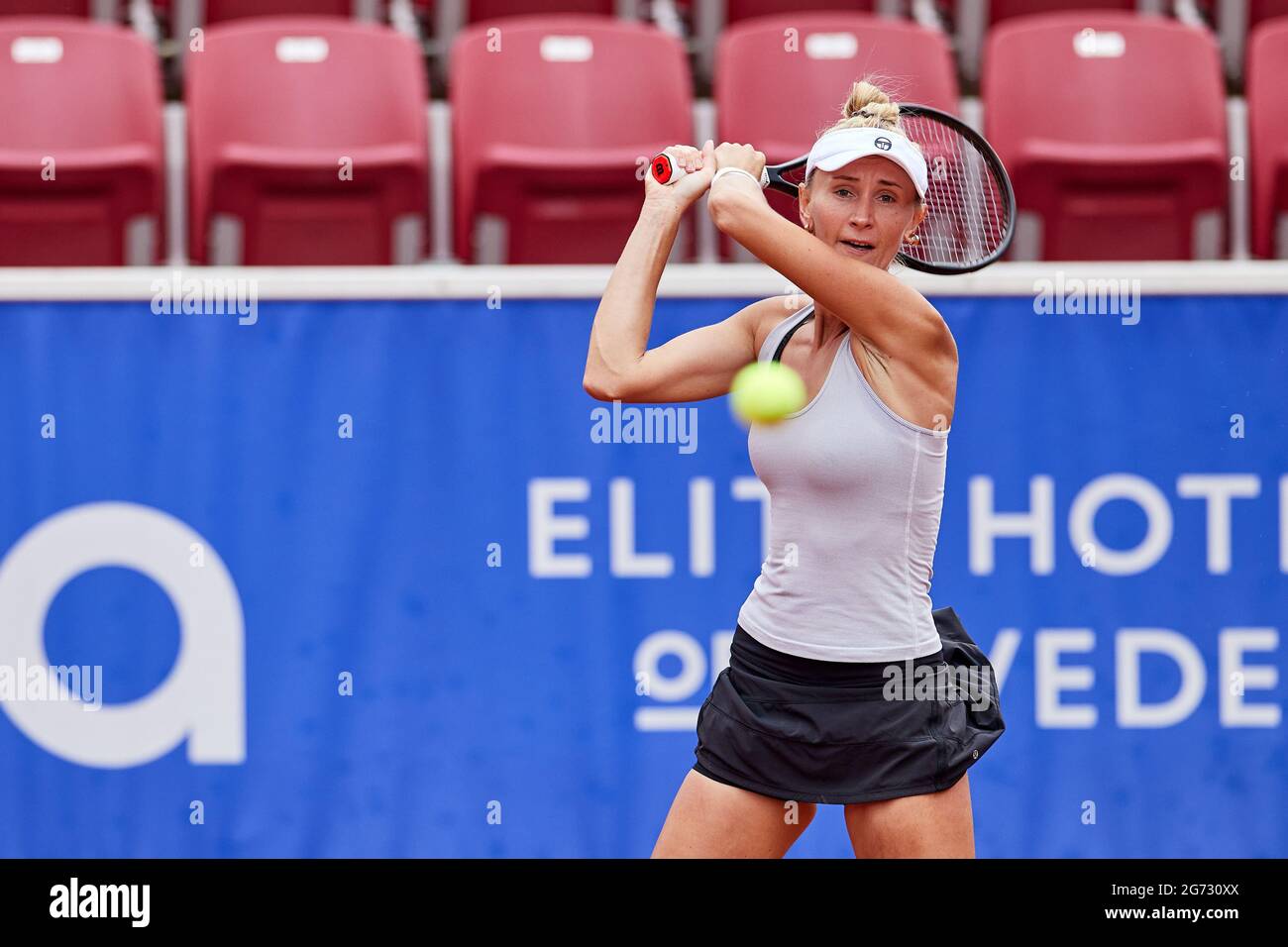Olga Govortsova, Bélarus en action lors de la finale contre Nuria Parizas  Diaz, Espagne du tournoi
