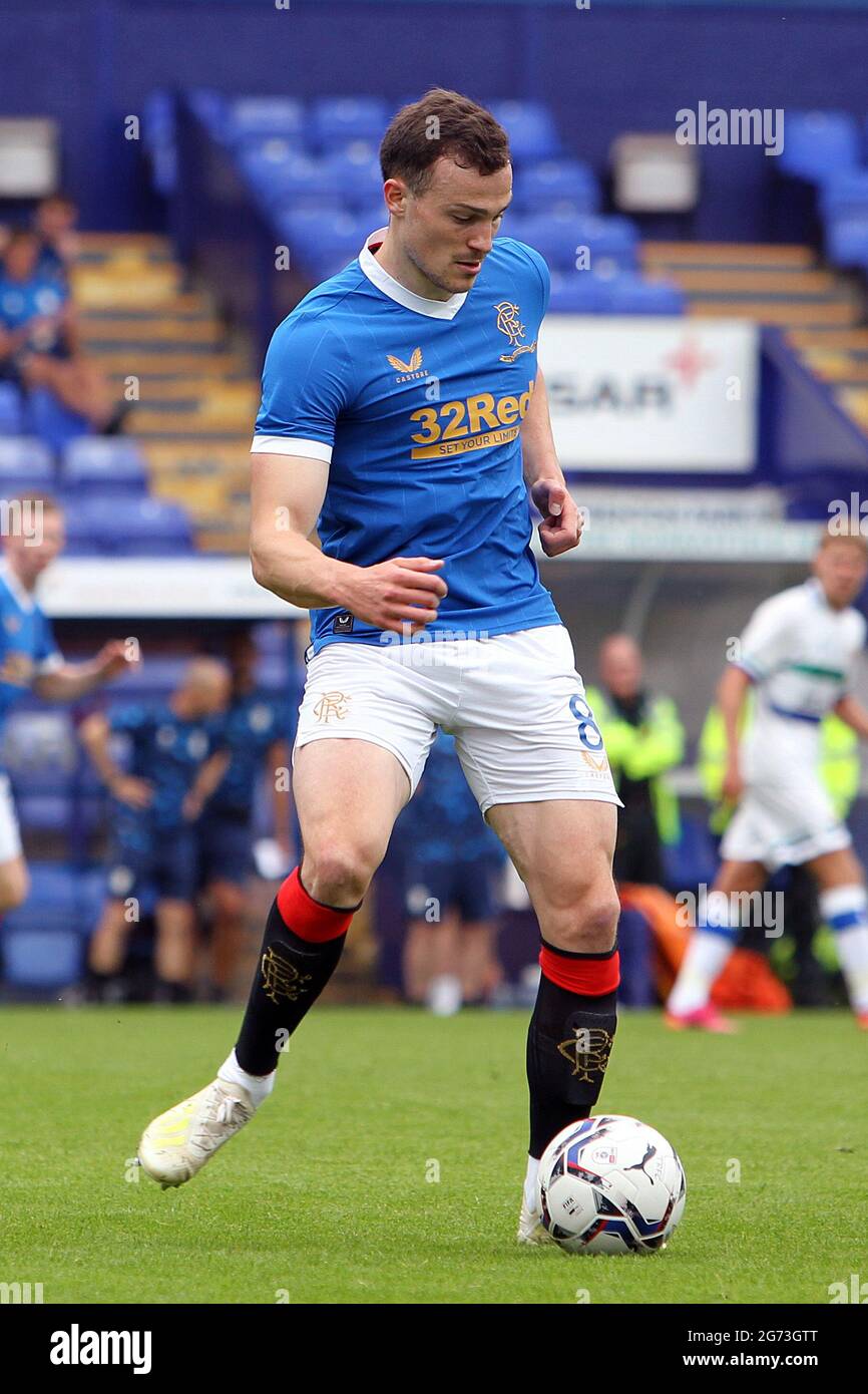 Birkenhead, Royaume-Uni. 10 juillet 2021. George Edmundson des Rangers lors du match amical d'avant-saison entre Tranmere Rovers et Rangers au parc de Prenton le 10 juillet 2021 à Birkenhead, Angleterre. (Photo de Richard Ault/phcimages.com) Credit: PHC Images/Alamy Live News Banque D'Images
