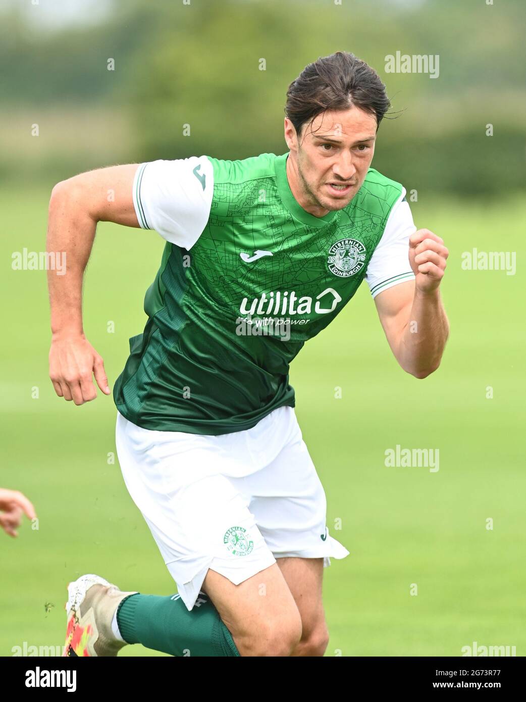 Tranent, Ormiston, East Lothian.Scotland. Royaume-Uni .3 juillet 21 Hibernian vs Dunfermline match amical avant la saison. Joe Newell de Hibernian FC 2021-2022 Banque D'Images