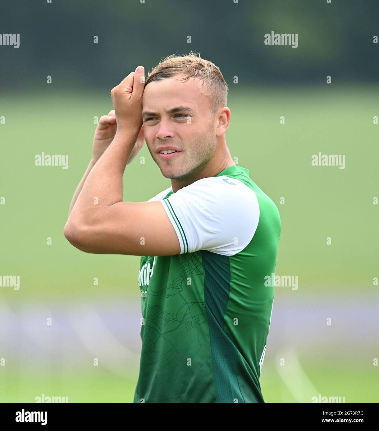 Tranent, Ormiston, East Lothian.Scotland. Royaume-Uni .3 juillet 21 Hibernian vs Dunfermline match amical avant la saison. Ryan Porteous de Hibernian FC 2021-202 Banque D'Images