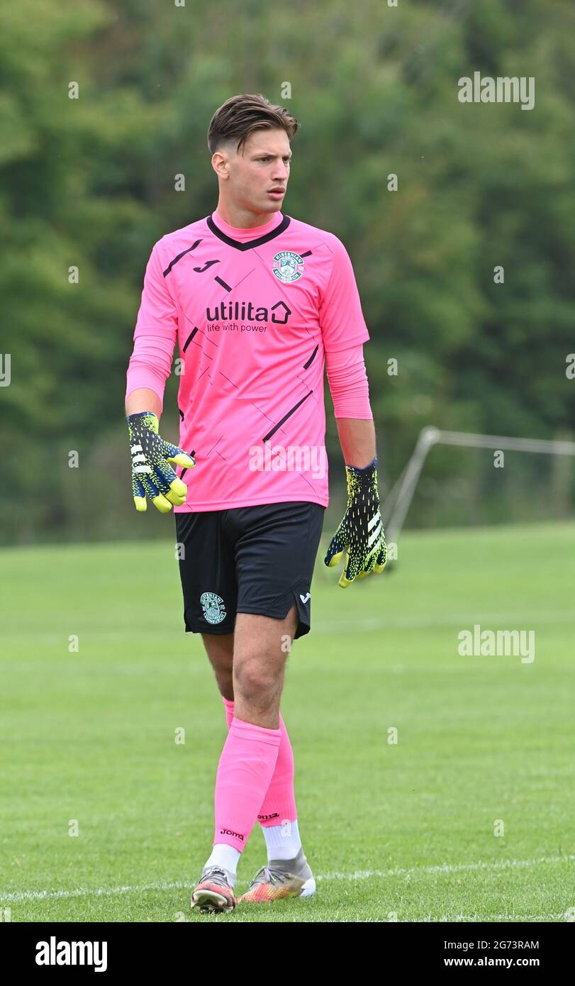 Tranent, Ormiston, East Lothian.Scotland. Royaume-Uni .3 juillet 21 Hibernian vs Dunfermline match amical avant la saison. Kevin Dabrowski de Hibernian 2021-202 Banque D'Images