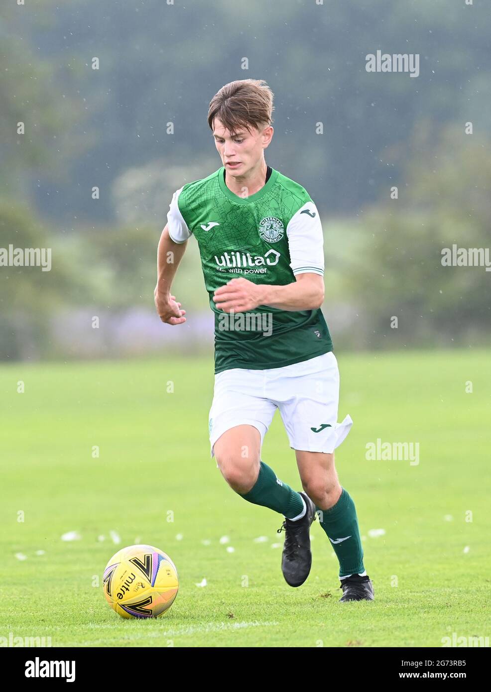Tranent, Ormiston, East Lothian.Scotland. Royaume-Uni .3 juillet 21 Hibernian vs Dunfermline match amical avant la saison. Oscar McIntyre du Hibernian FC 2021-2 Banque D'Images