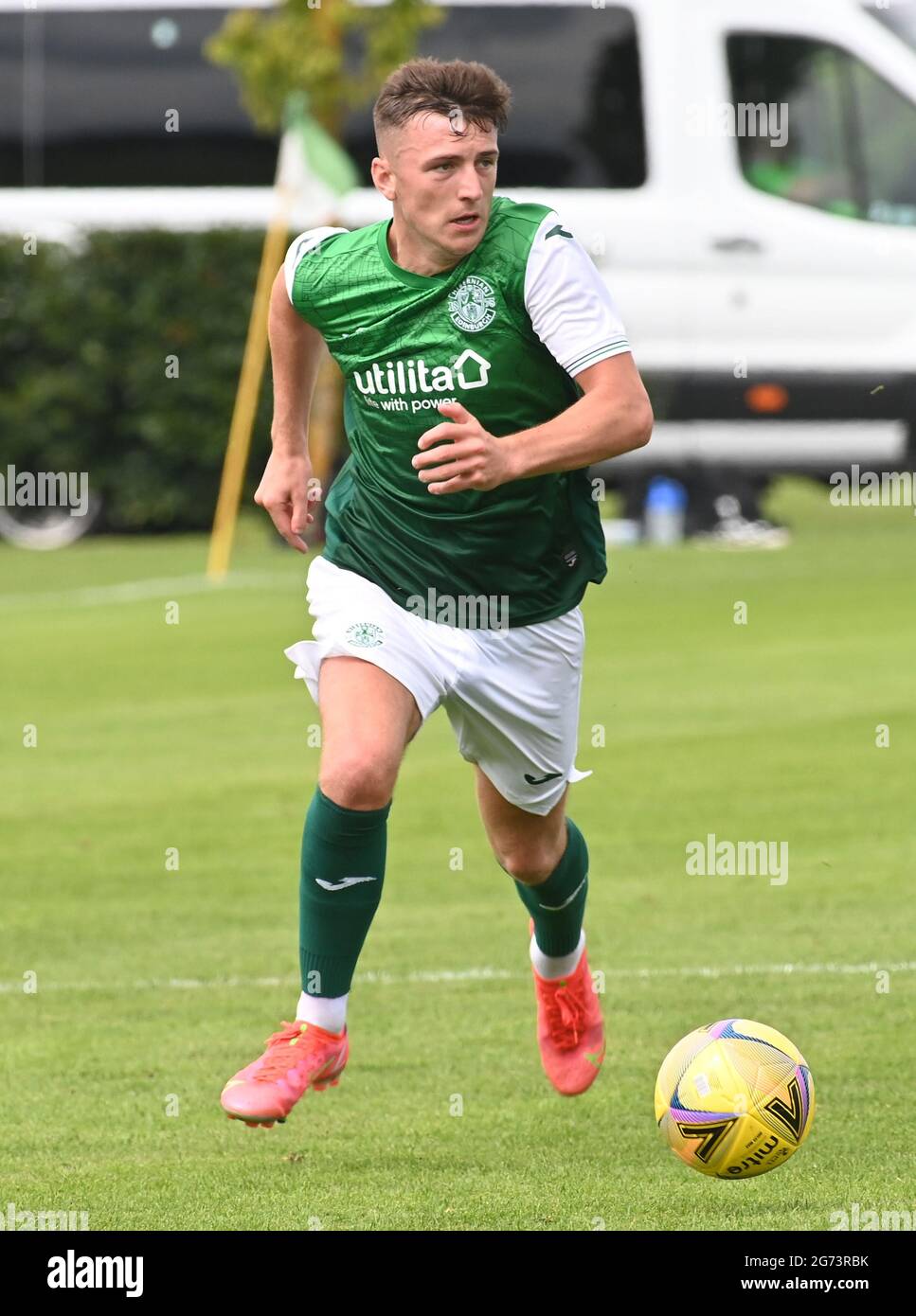 Tranent, Ormiston, East Lothian.Scotland. Royaume-Uni .3 juillet 21 Hibernian vs Dunfermline match amical avant la saison. Josh Campbell de Hibernian FC 2021-2022 Banque D'Images