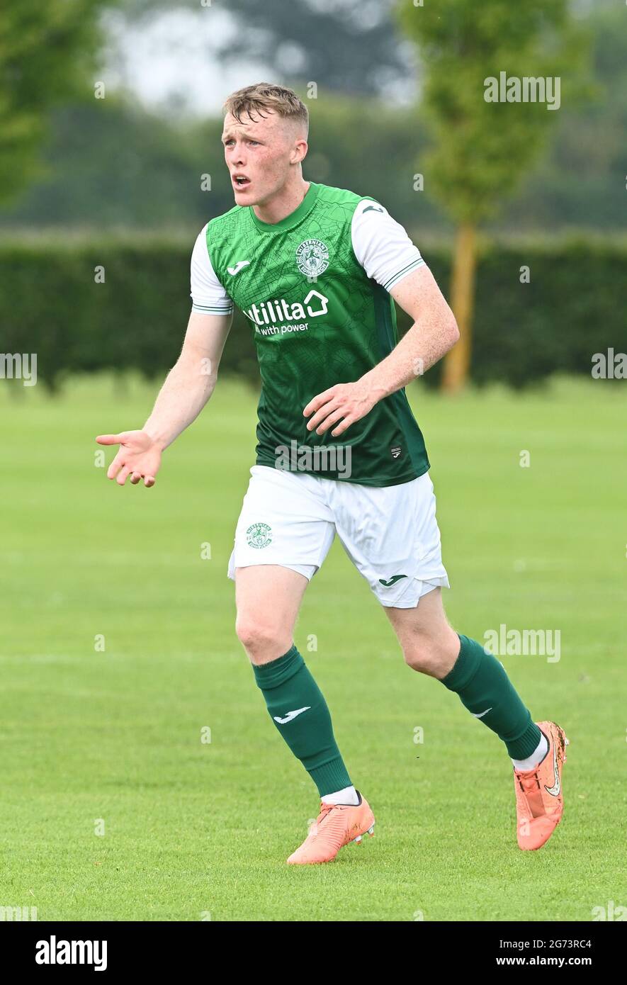 Tranent, Ormiston, East Lothian.Scotland. Royaume-Uni .3 juillet 21 Hibernian vs Dunfermline match amical avant la saison. Jake Doyle-Hayes de Hibernian FC 2021-2 Banque D'Images