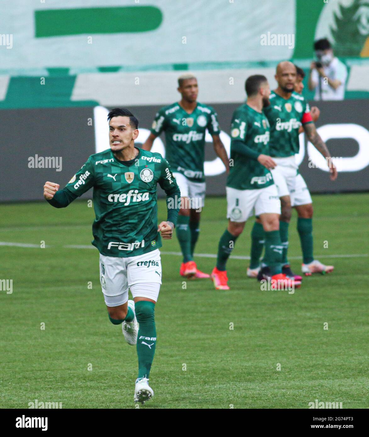 Gustavo Gómez do Palmeiras, durante a partida entre Avaí e Palmeiras, pela  14ª rodada do Campeonato Brasileiro Série A 2022, no Estádio da Ressacada  neste domingo 26. (Photo by pressinphoto/Sipa USA Stock