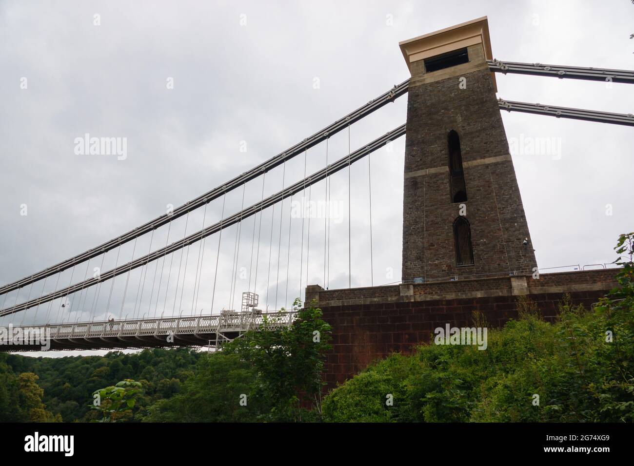 Vue sur le pont suspendu de l'Isambard Kingdom Brunel Clifton à Bristol, Royaume-Uni Banque D'Images