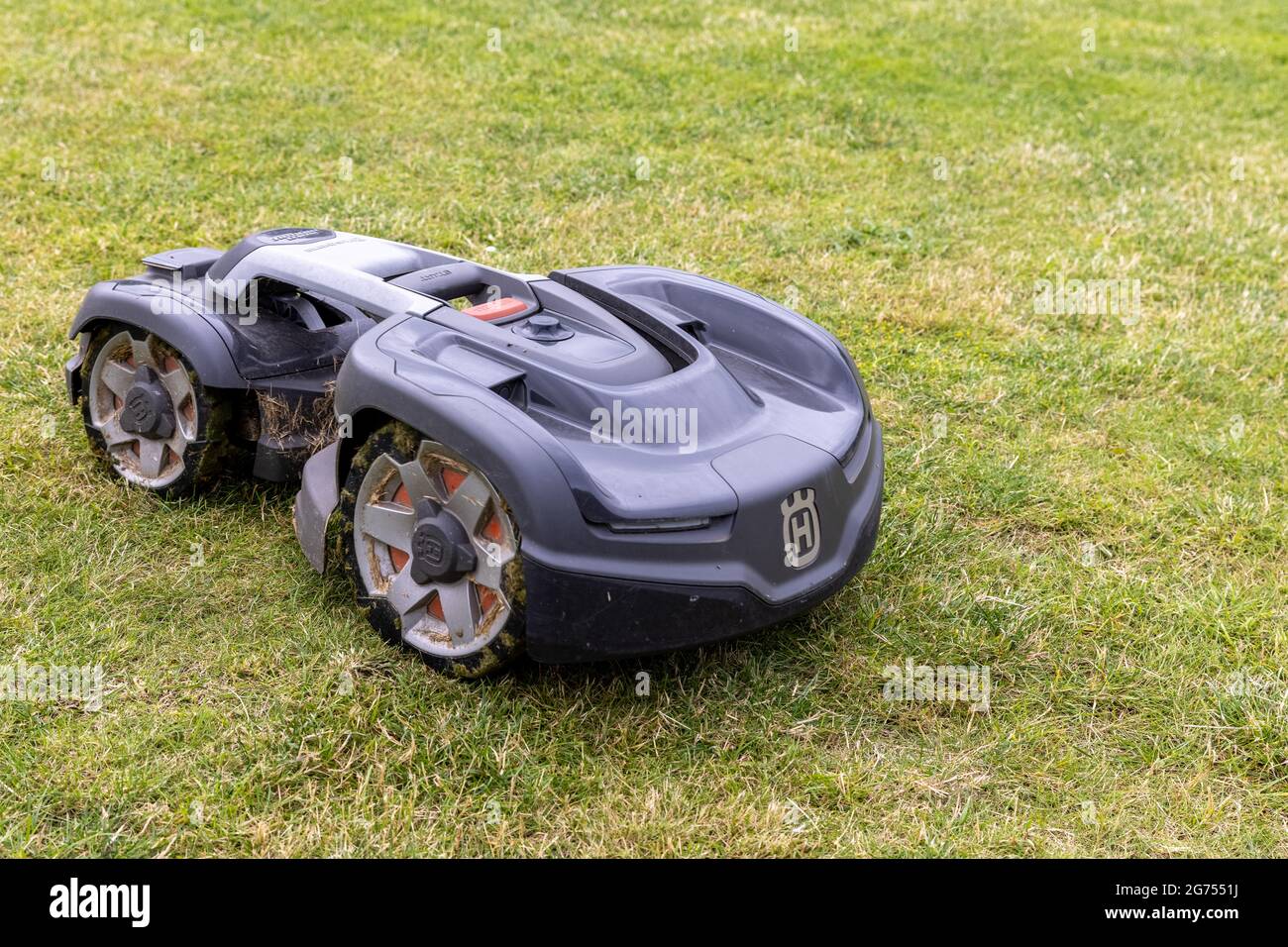 Tondeuse robot Husqvarna Automower 435X AWD Banque D'Images