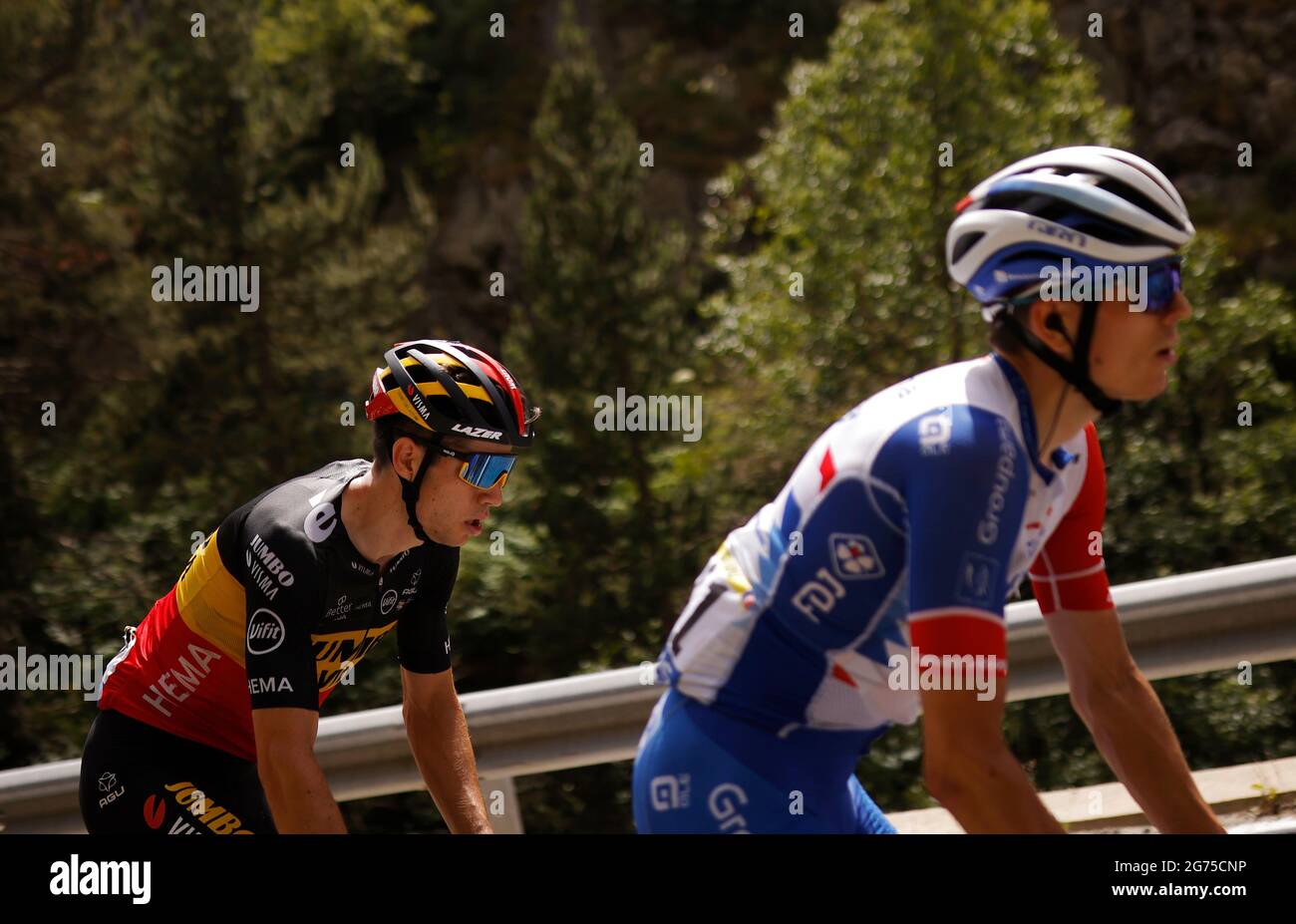 Cyclisme - Tour de France - Stage 15 - Ceret à Andorre la Vella - France -  11 juillet 2021 Team Jumbo–Visma Rider Steven Kruijswijk, des pays-Bas, en  action avec le pilote