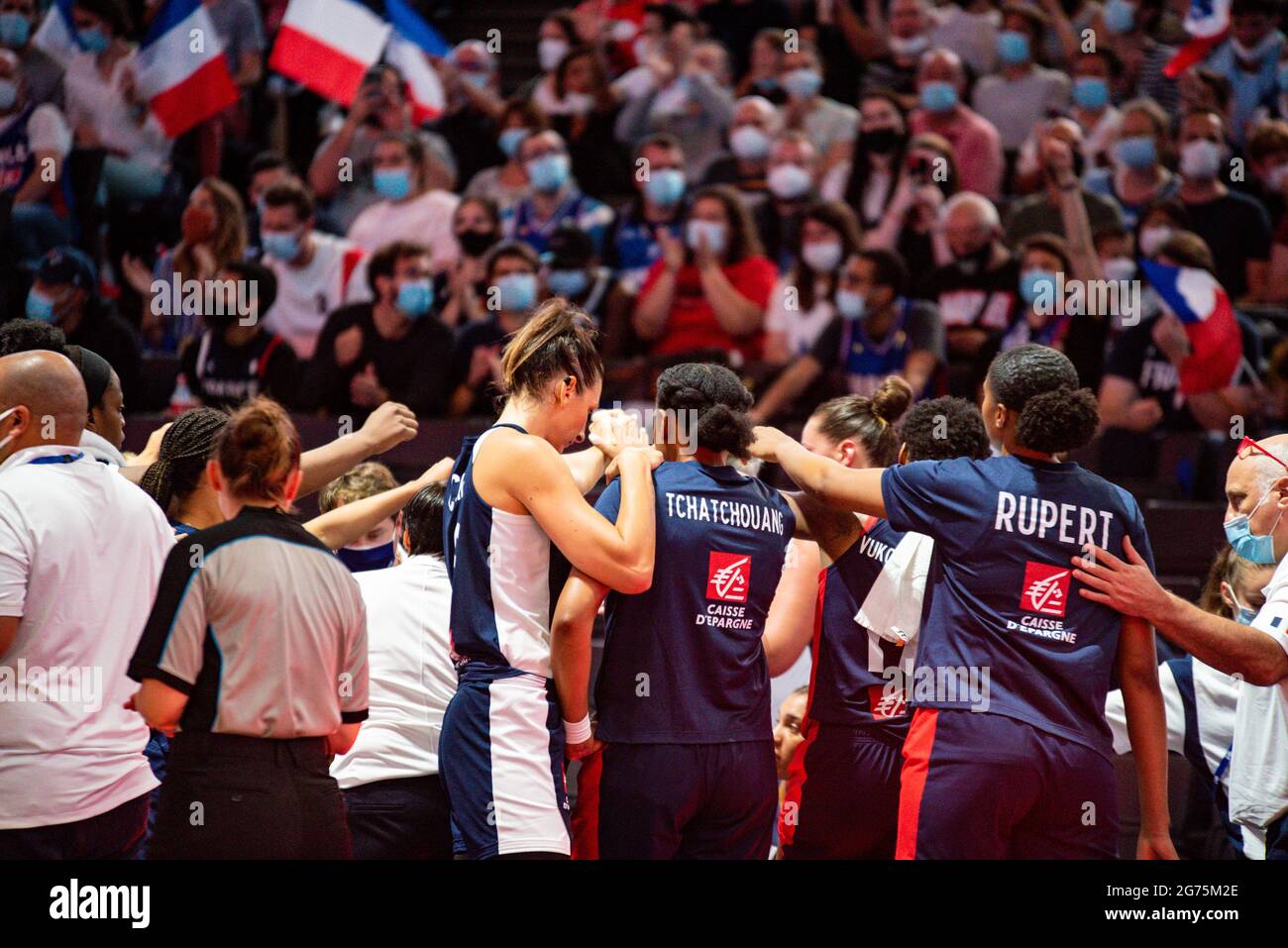 Les joueurs de France lors du match international de basket-ball féminin entre la France et l'Espagne le 10 juillet 2021 à l'AccorHotels Arena de Paris, France - photo Melanie Laurent / A2M Sport Consulting / DPPI Banque D'Images