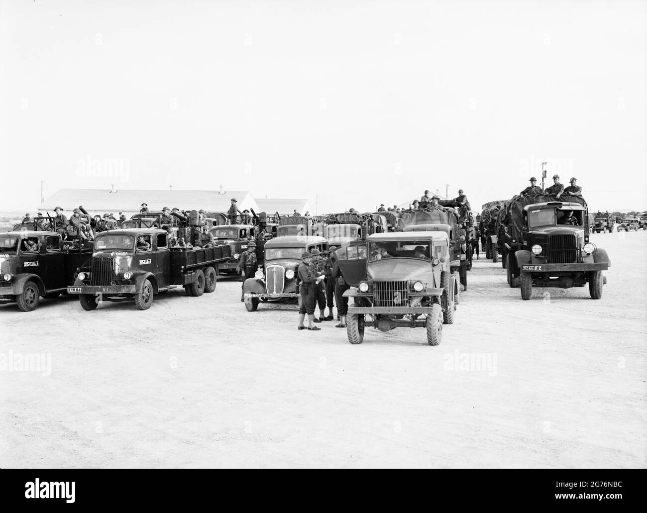 Convoi de camions militaires, fort Bliss, El Paso, Texas, vers 1940 Banque D'Images