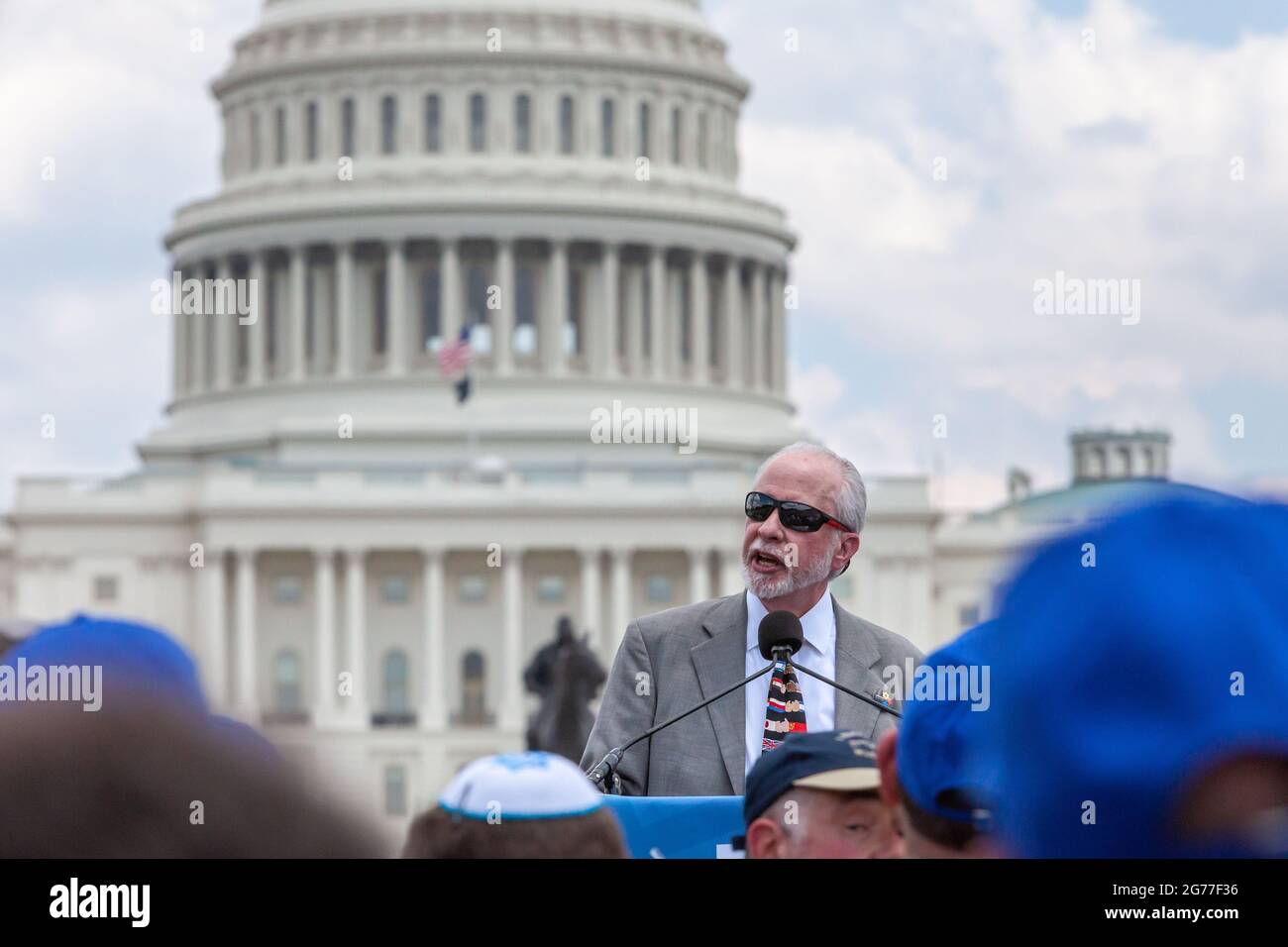 Washington, DC, Etats-Unis, 11 juillet 2021. Photo : le rabbin Jeffrey Myers, de la synagogue Tree of Life, s'exprime à l'événement « No Fear Rally in Solidarity with the Jewish People » au Capitole des États-Unis à Washington, DC. Il présidait les services lorsqu'un homme armé a tué 11 personnes et en a blessé 6 lors d'une attaque antisémite en 2018. Le rassemblement « pas de peur » a été parrainé par l'Alliance pour Israël, le Fonds national juif, la Ligue anti-diffamation et environ 25 autres organisations. Certains orateurs ont fait la promotion du sionisme, tandis que d'autres se sont intéressés à la menace posée par l'antisémitisme. Crédit : Allison Bailey / Alamy Live News Banque D'Images