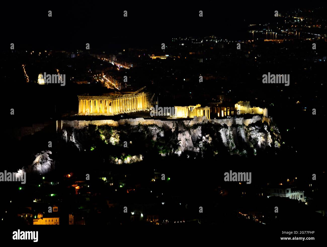 Vue sur la ville d'Athènes depuis le sommet de la colline du Lycabette. Banque D'Images
