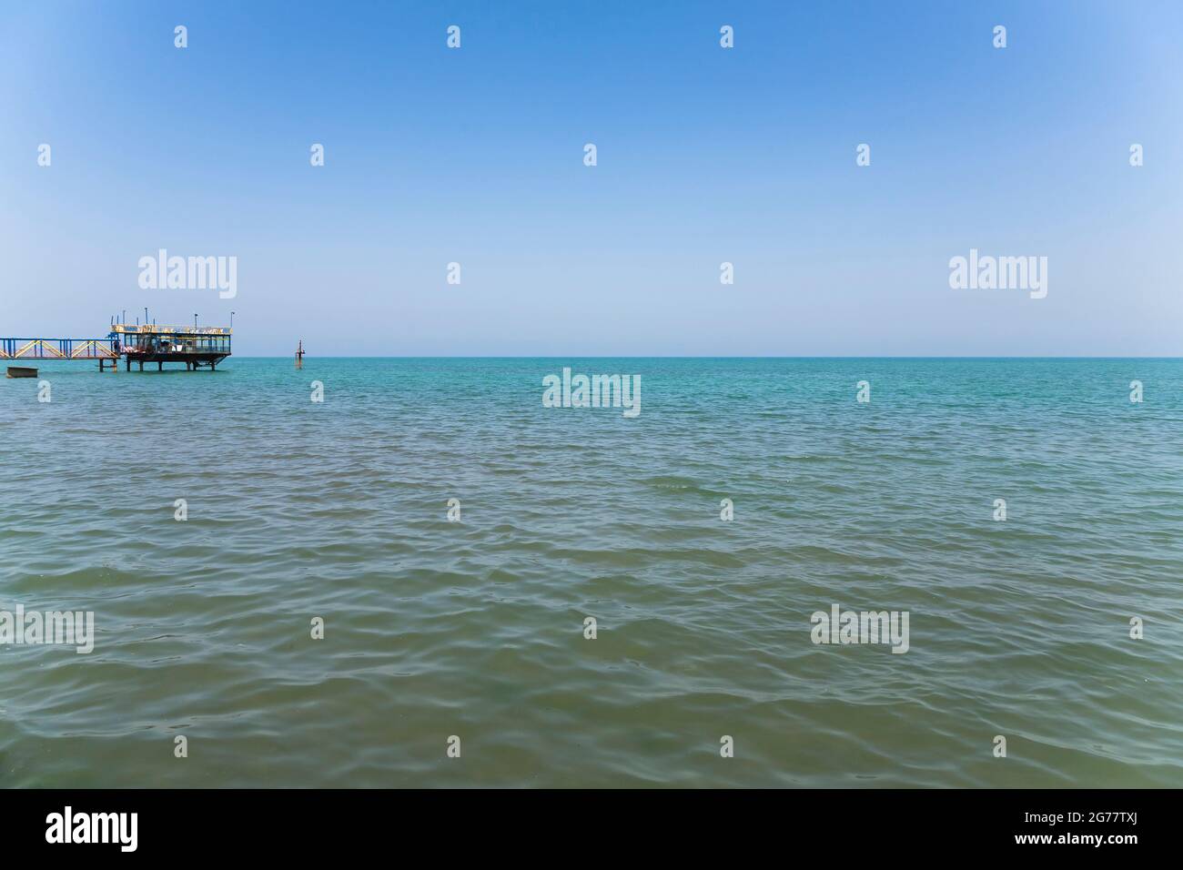 Station et zone de baignade de la mer Caspienne, banlieue de Sari, province de Mazandaran, Iran, Perse, Asie occidentale, Asie Banque D'Images