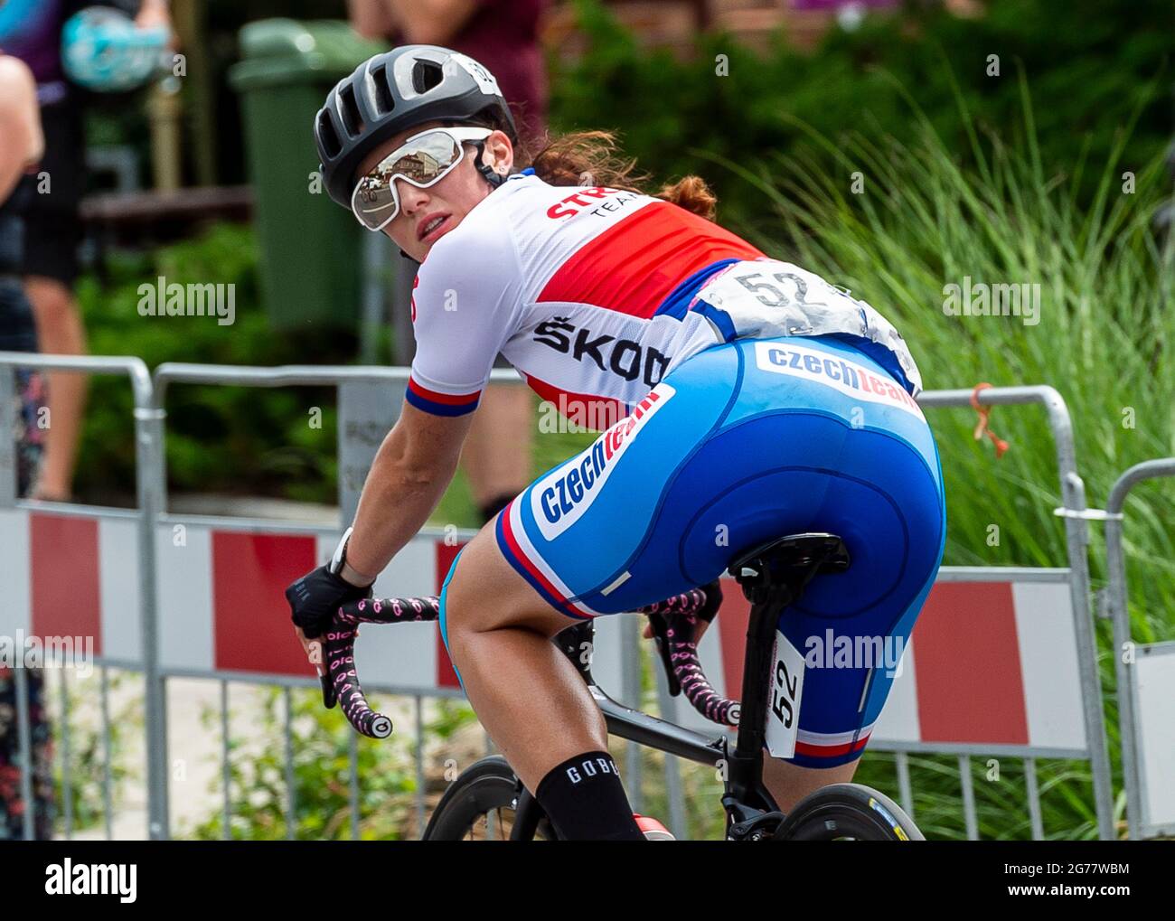 Krasna Lipa, République tchèque. 11 juillet 2021. Tereza Neumanova, meilleur concurrent de la République tchèque, est vu le Tour de Feminin course internationale de femmes de vélo, le 11 juillet 2021, dans les environs de Krasna Lipa, République tchèque. Crédit : Ondrej Hajek/CTK photo/Alay Live News Banque D'Images