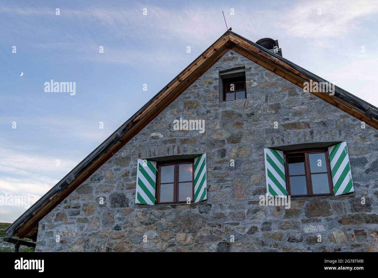 Europe, Autriche, Tyrol, Verwall, Paznaun, Galtür, façade de la cabane Friedrichshafener Banque D'Images