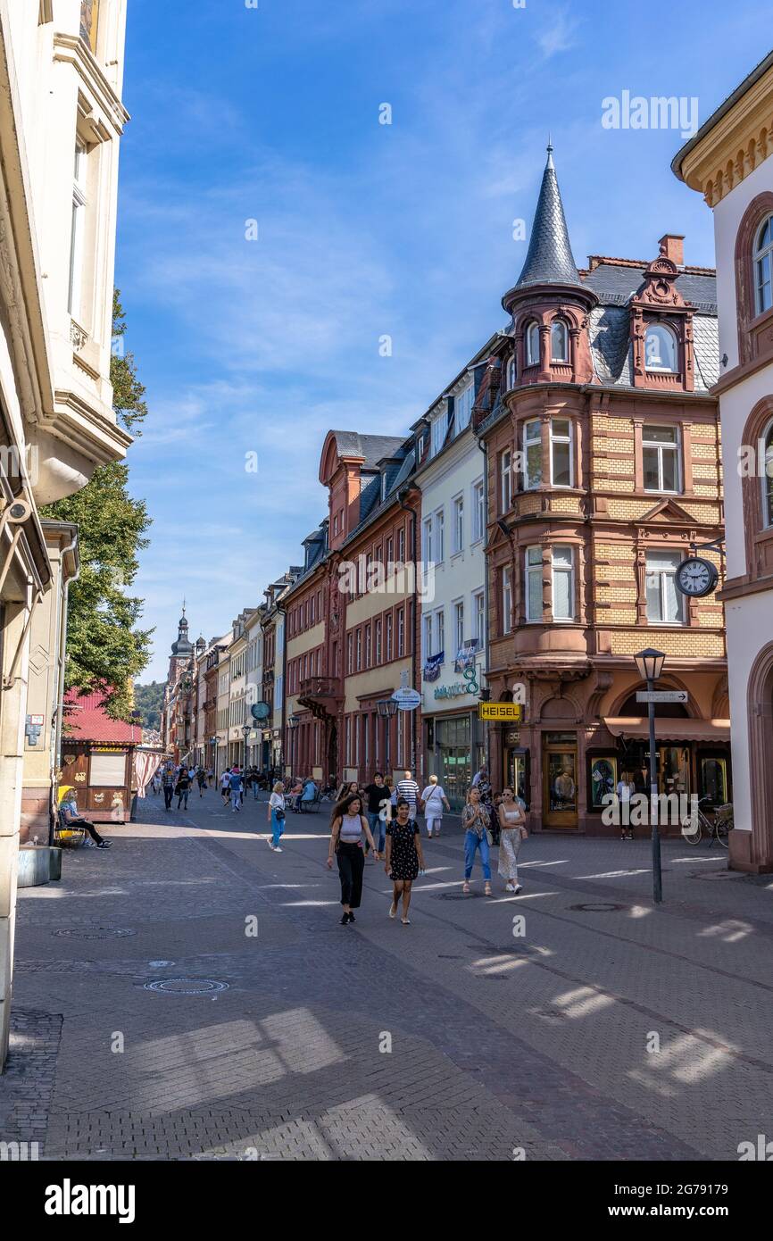 Europe, Allemagne, Bade-Wurtemberg, Heidelberg, scène de rue dans la zone piétonne de la vieille ville de Heidelberg Banque D'Images