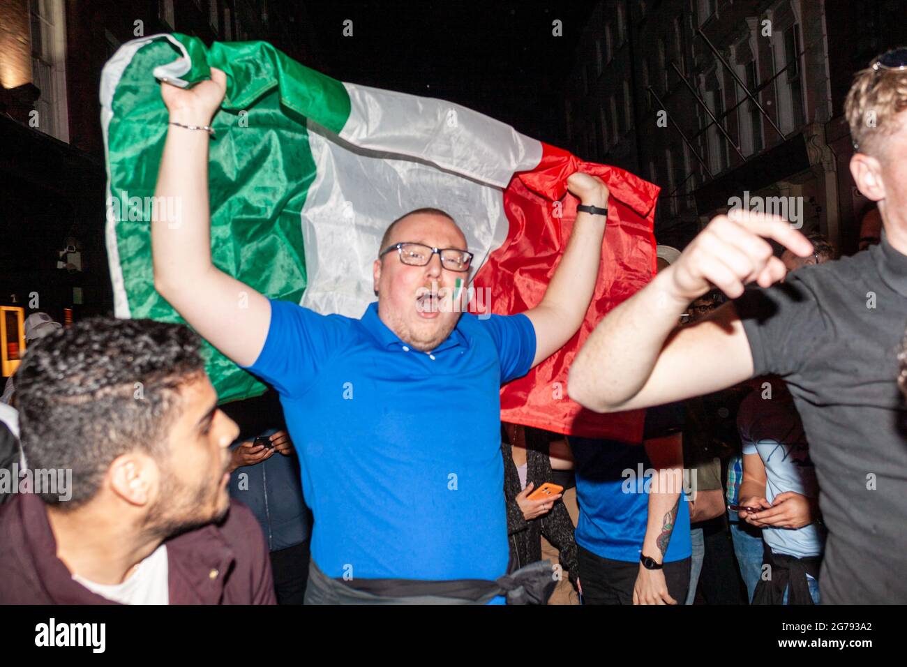 Londres, Angleterre. 11 juillet 2021. Fans italiens après la victoire de l'Euro. Credit: Stefan Weil/Alay Live News Banque D'Images